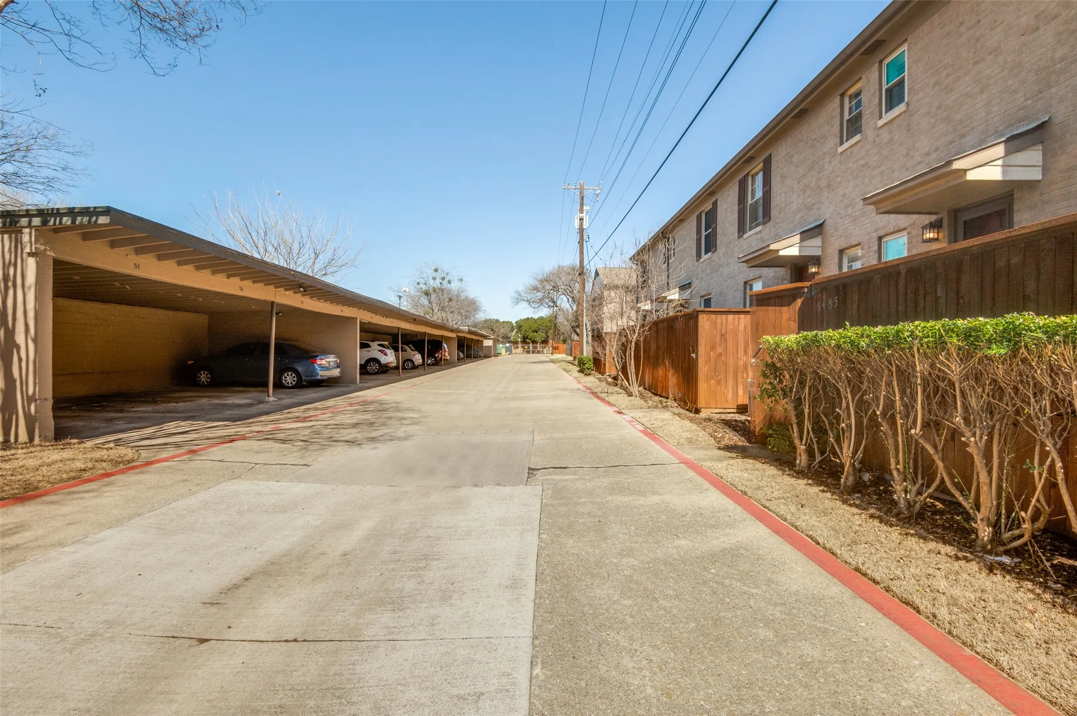 Condominium For Rent in Dallas County , 6465 Bordeaux Avenue, Dallas, Texas 75209, 2 Bedroom, 1 Bathroom, Garage spaces, 1,027 Sqft, built in 1951, mls#21350295, Real Estate Agent in Dallas, Homes For Rent in Dallas county, Homes For Rent in Dallas, Realtor in Dallas Texas, Real Estate Brokerage Independent Realty Texas, Luminita Cordes Realtor