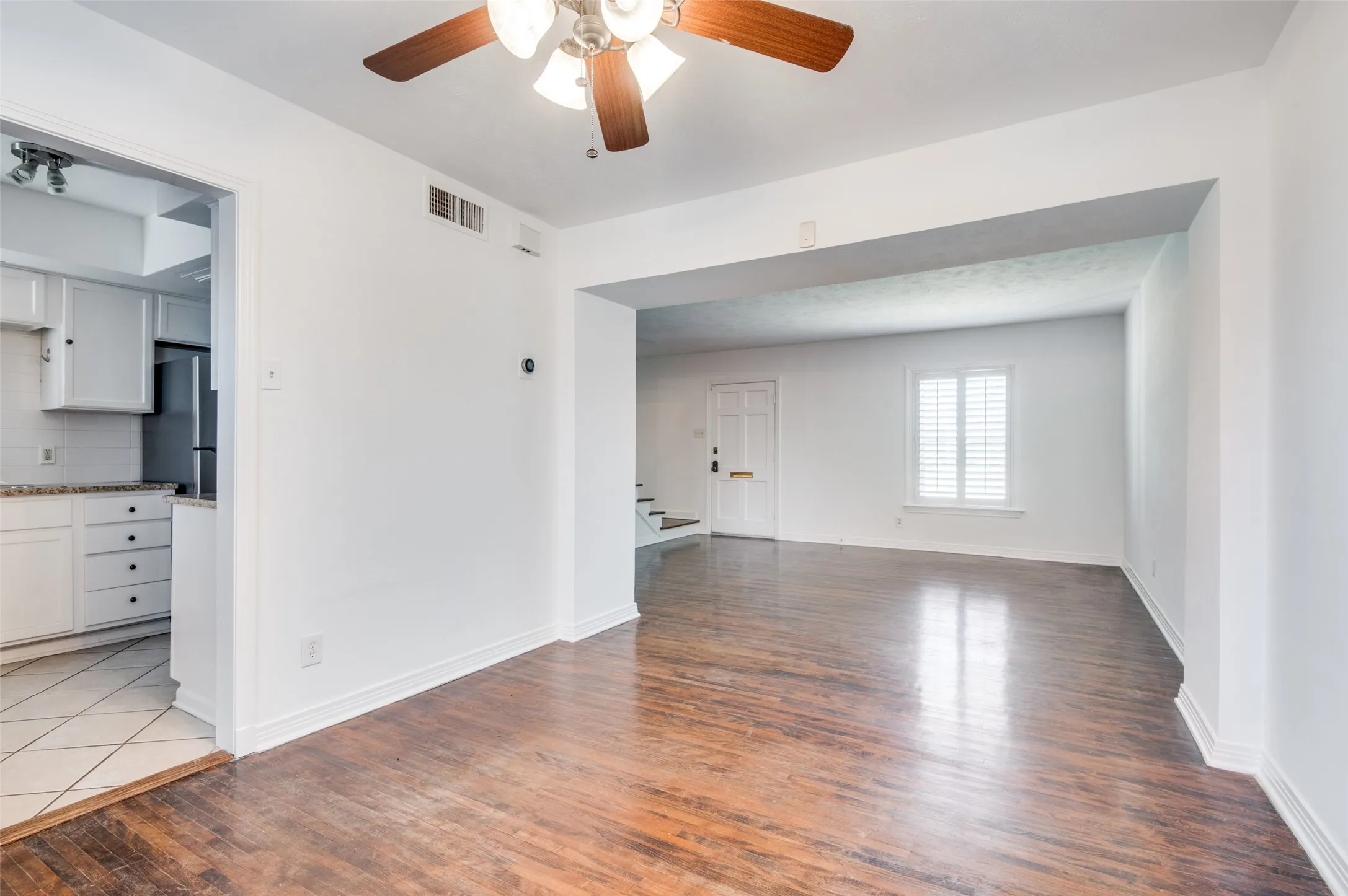 Condominium For Rent in Dallas County , 6465 Bordeaux Avenue, Dallas, Texas 75209, 2 Bedroom, 1 Bathroom, Garage spaces, 1,027 Sqft, built in 1951, mls#21350295, Real Estate Agent in Dallas, Homes For Rent in Dallas county, Homes For Rent in Dallas, Realtor in Dallas Texas, Real Estate Brokerage Independent Realty Texas, Luminita Cordes Realtor