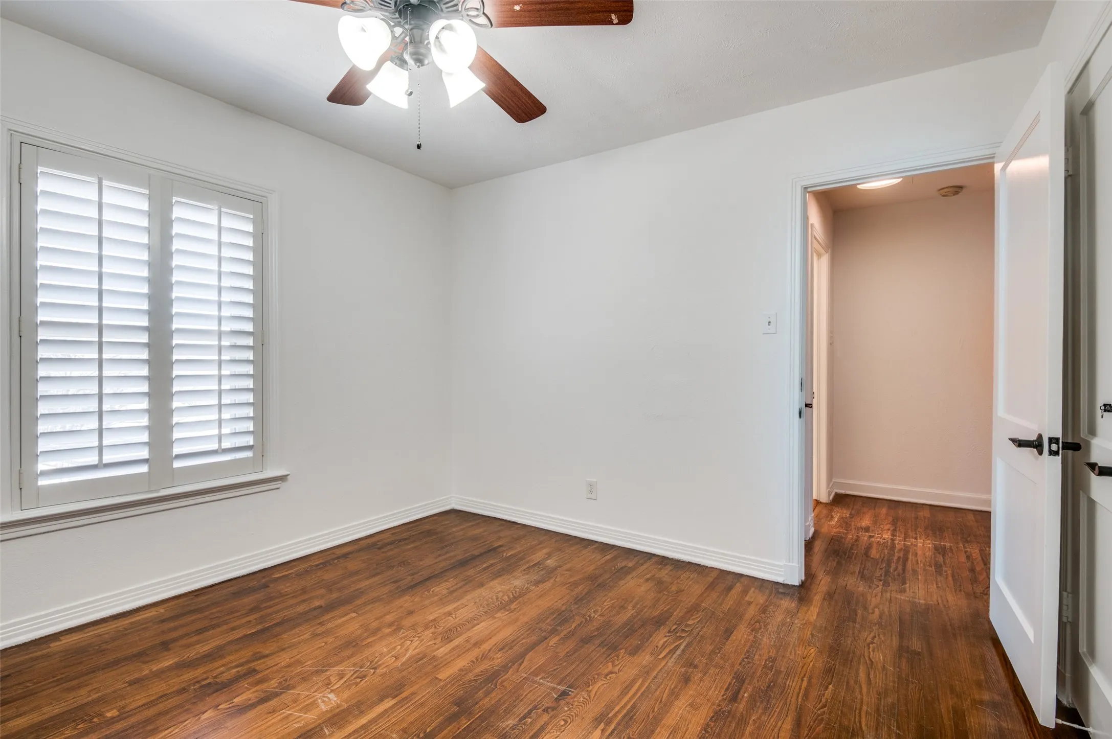 Condominium For Rent in Dallas County , 6465 Bordeaux Avenue, Dallas, Texas 75209, 2 Bedroom, 1 Bathroom, Garage spaces, 1,027 Sqft, built in 1951, mls#21350295, Real Estate Agent in Dallas, Homes For Rent in Dallas county, Homes For Rent in Dallas, Realtor in Dallas Texas, Real Estate Brokerage Independent Realty Texas, Luminita Cordes Realtor