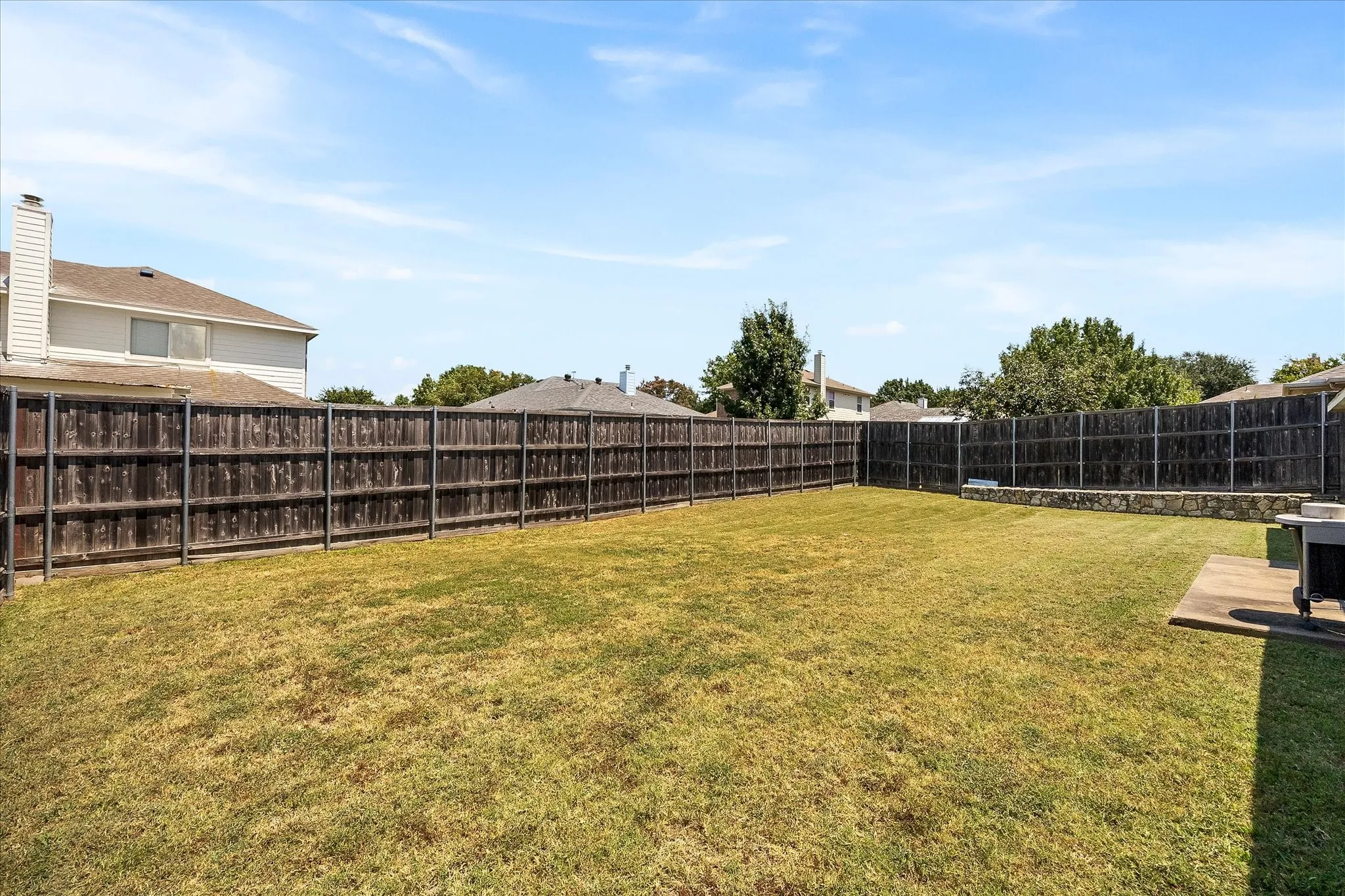 Single Family Residence For Sale in Dallas County , 3512 Valley Forge, Sachse, Texas 75048, 3 Bedroom, 2 Bathroom, 2 Garage spaces, 1,586 Sqft, built in 2001, mls#21350321, Real Estate Agent in Sachse, Homes For Sale in Dallas county, Homes For Sale in Sachse, Realtor in Sachse Texas, Real Estate Brokerage Independent Realty Texas, Luminita Cordes Realtor