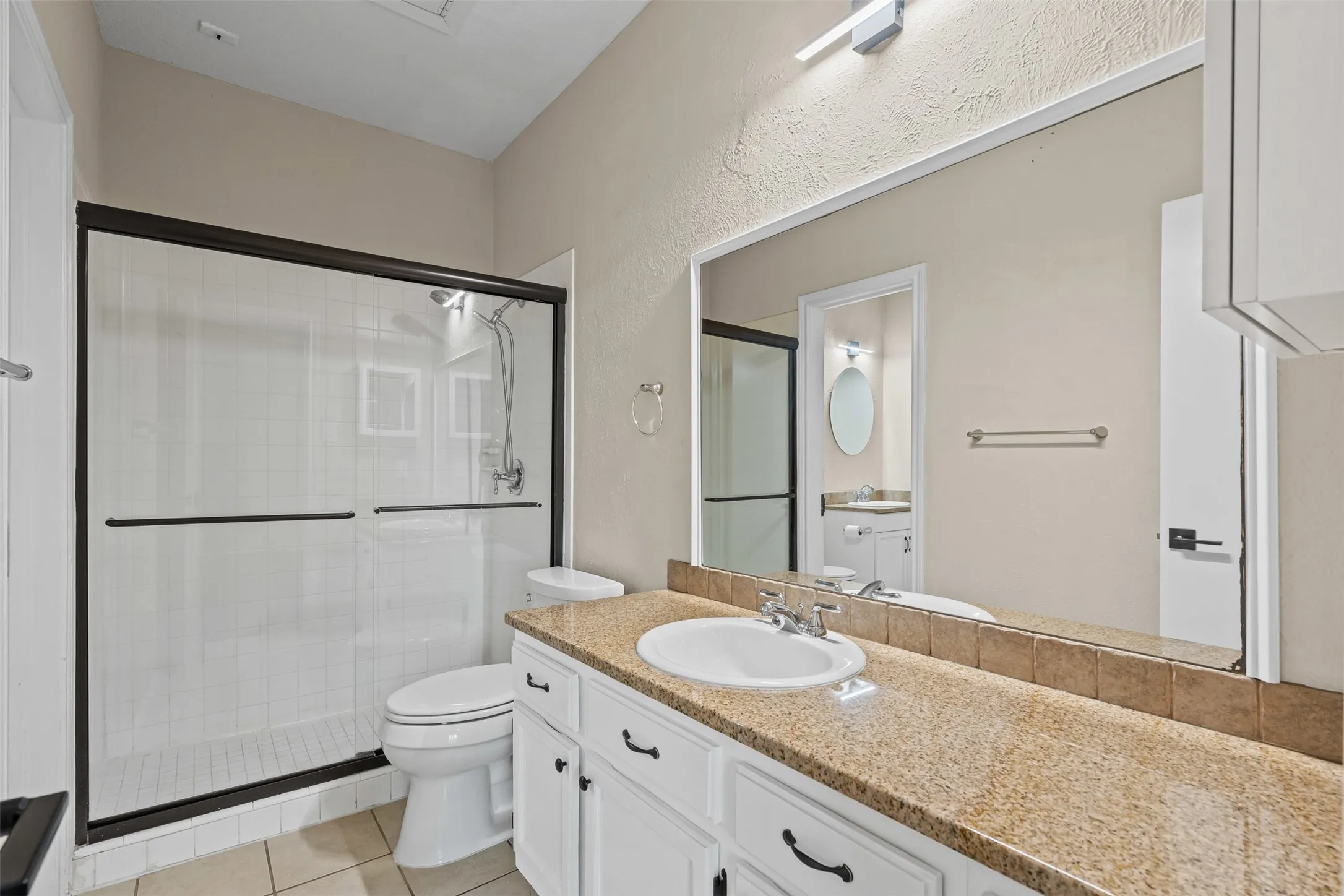 Condominium For Rent in Dallas County , 5310 Keller Springs Road 322, Dallas, Texas 75248, 2 Bedroom, 2 Bathroom, Garage spaces, 953 Sqft, built in 1981, mls#21350328, Real Estate Agent in Dallas, Homes For Rent in Dallas county, Homes For Rent in Dallas, Realtor in Dallas Texas, Real Estate Brokerage Independent Realty Texas, Luminita Cordes Realtor