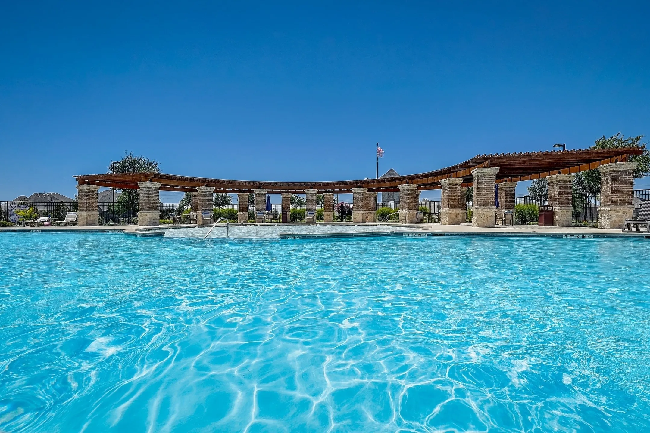 Single Family Residence For Sale in Collin County , 10760 Clarita Lane, Frisco, Texas 75035, 4 Bedroom, 4 Bathroom, 3 Garage spaces, 3,008 Sqft, built in 2018, mls#21348950, Real Estate Agent in Frisco, Homes For Sale in Collin county, Homes For Sale in Frisco, Realtor in Frisco Texas, Real Estate Brokerage Independent Realty Texas, Luminita Cordes Realtor