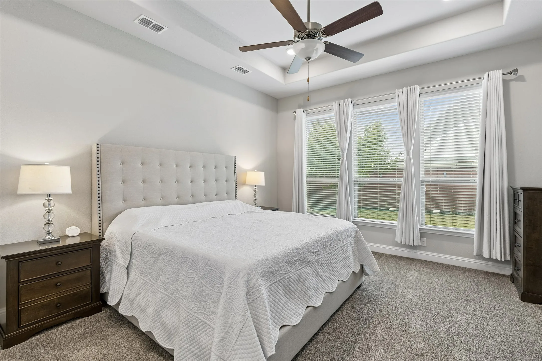 Single Family Residence For Sale in Collin County , 10760 Clarita Lane, Frisco, Texas 75035, 4 Bedroom, 4 Bathroom, 3 Garage spaces, 3,008 Sqft, built in 2018, mls#21348950, Real Estate Agent in Frisco, Homes For Sale in Collin county, Homes For Sale in Frisco, Realtor in Frisco Texas, Real Estate Brokerage Independent Realty Texas, Luminita Cordes Realtor