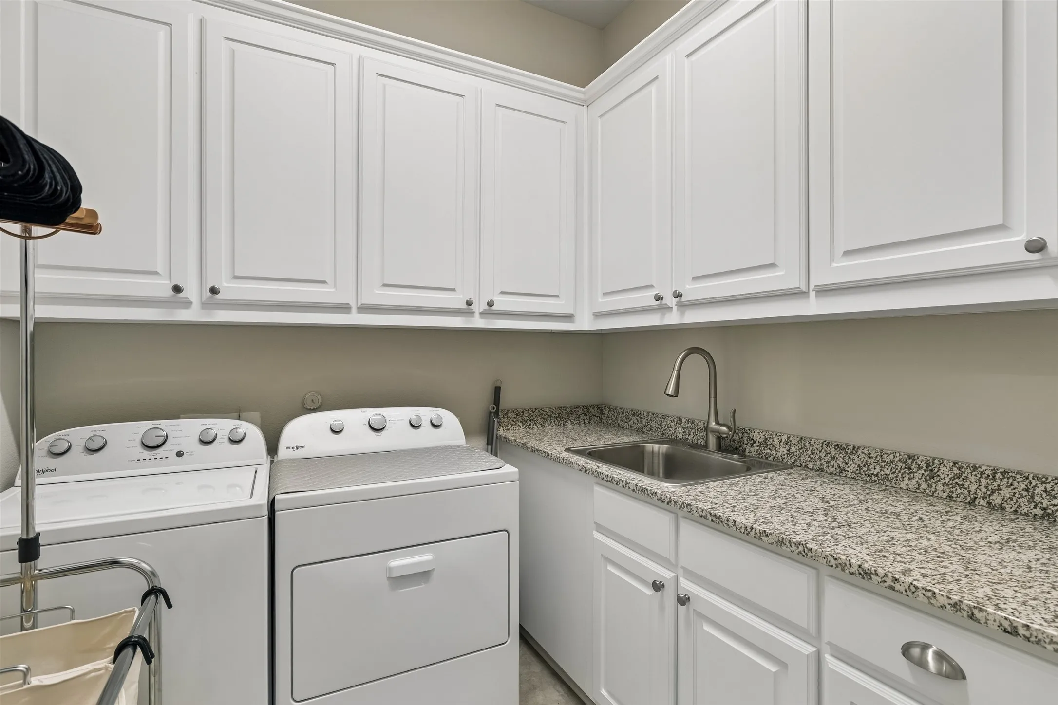 Single Family Residence For Sale in Collin County , 10760 Clarita Lane, Frisco, Texas 75035, 4 Bedroom, 4 Bathroom, 3 Garage spaces, 3,008 Sqft, built in 2018, mls#21348950, Real Estate Agent in Frisco, Homes For Sale in Collin county, Homes For Sale in Frisco, Realtor in Frisco Texas, Real Estate Brokerage Independent Realty Texas, Luminita Cordes Realtor