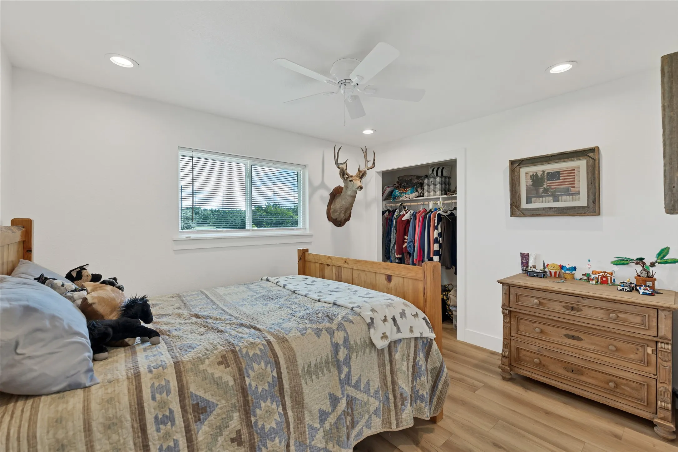 Farm For Sale in Johnson County , 1901 Melissa Lane, Cleburne, Texas 76031, 3 Bedroom, 3 Bathroom, 2 Garage spaces, 2,342 Sqft, built in 1981, mls#21350322, Real Estate Agent in Cleburne, Homes For Sale in Johnson county, Homes For Sale in Cleburne, Realtor in Cleburne Texas, Real Estate Brokerage Independent Realty Texas, Luminita Cordes Realtor