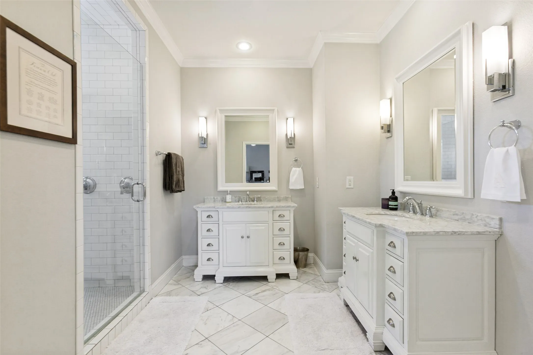 Single Family Residence For Sale in Dallas County , 5834 Monticello Avenue, Dallas, Texas 75206, 4 Bedroom, 3 Bathroom, Garage spaces, 2,740 Sqft, built in 1926, mls#21349826, Real Estate Agent in Dallas, Homes For Sale in Dallas county, Homes For Sale in Dallas, Realtor in Dallas Texas, Real Estate Brokerage Independent Realty Texas, Luminita Cordes Realtor