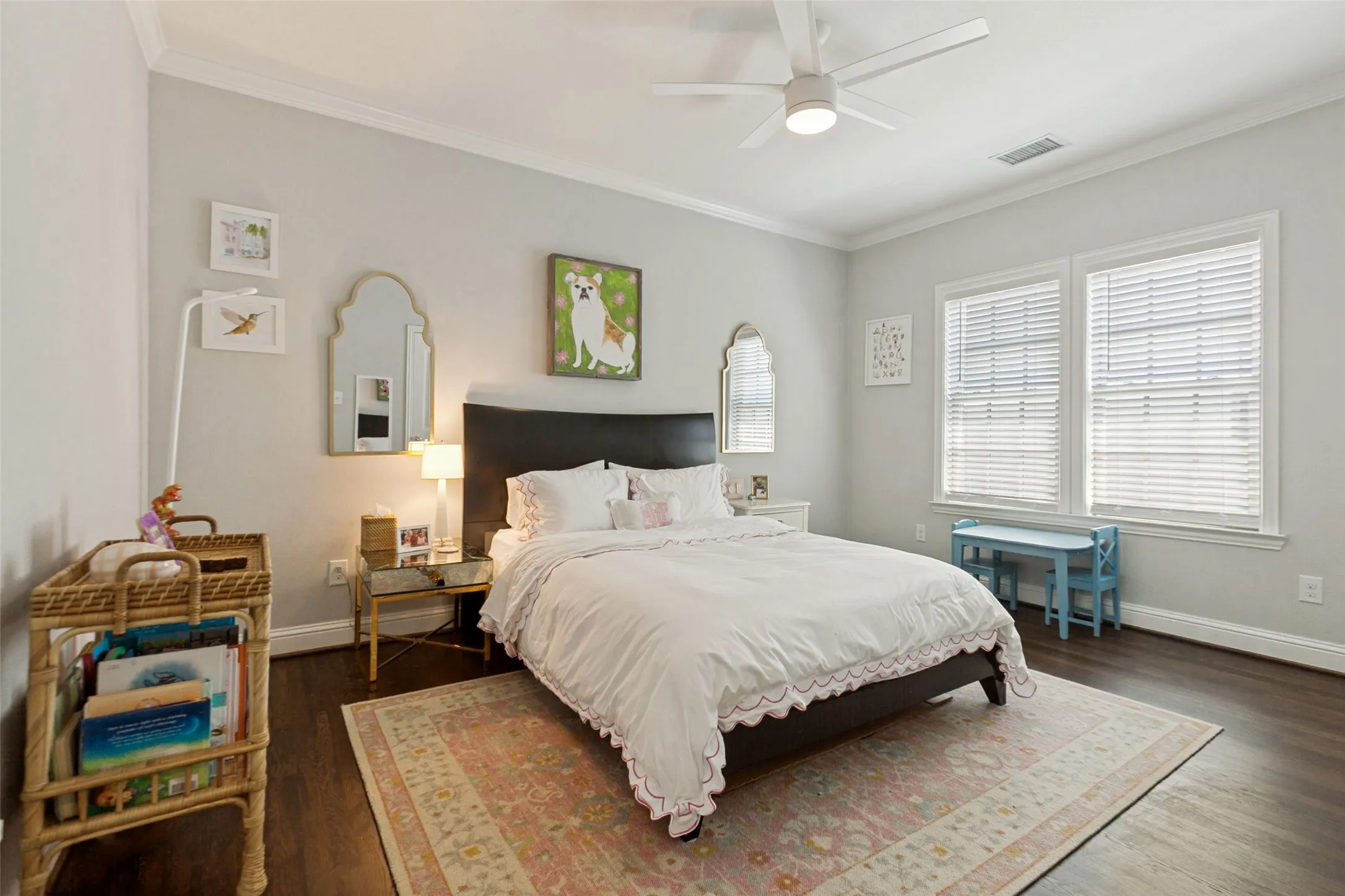 Single Family Residence For Sale in Dallas County , 5834 Monticello Avenue, Dallas, Texas 75206, 4 Bedroom, 3 Bathroom, Garage spaces, 2,740 Sqft, built in 1926, mls#21349826, Real Estate Agent in Dallas, Homes For Sale in Dallas county, Homes For Sale in Dallas, Realtor in Dallas Texas, Real Estate Brokerage Independent Realty Texas, Luminita Cordes Realtor