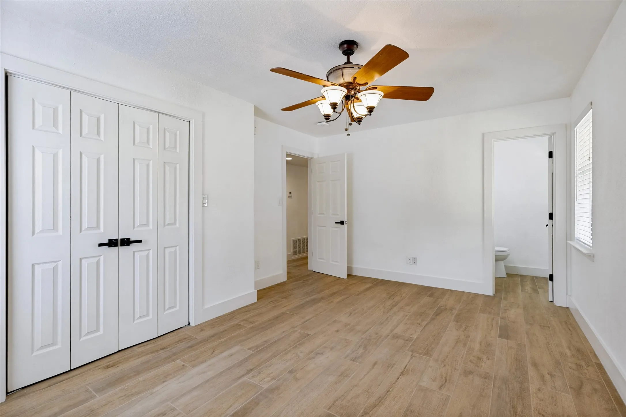 Single Family Residence For Rent in Wise County , 240 County Road 4358, Decatur, Texas 76234, 4 Bedroom, 2 Bathroom, Garage spaces, 1,402 Sqft, built in 1983, mls#21350366, Real Estate Agent in Decatur, Homes For Rent in Wise county, Homes For Rent in Decatur, Realtor in Decatur Texas, Real Estate Brokerage Independent Realty Texas, Luminita Cordes Realtor
