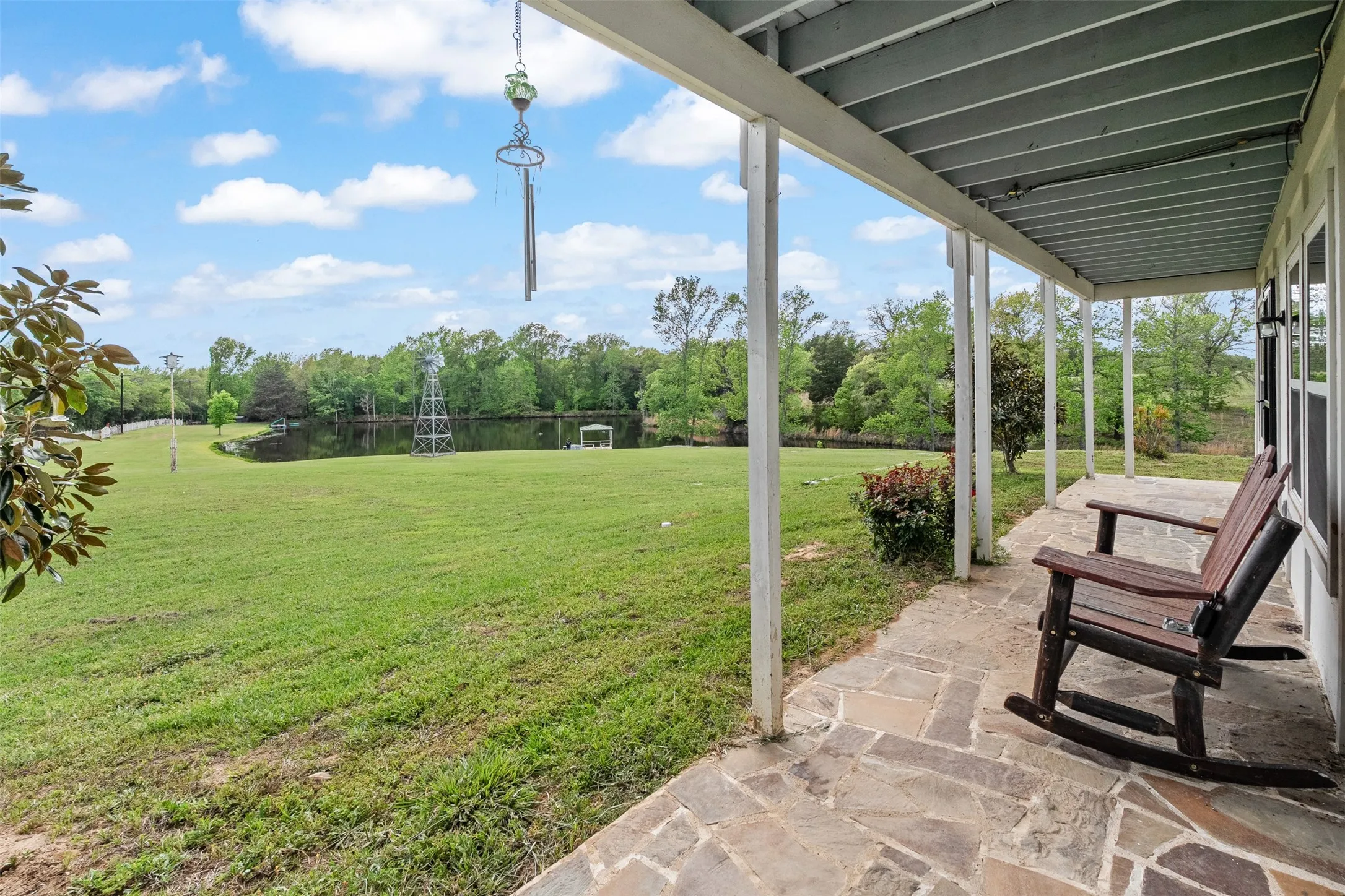 Farm For Sale in Van Zandt County , 3672 FM 1861, Athens, Texas 75752, 4 Bedroom, 2 Bathroom, 2 Garage spaces, 2,809 Sqft, built in 1979, mls#21350367, Real Estate Agent in Athens, Homes For Sale in Van Zandt county, Homes For Sale in Athens, Realtor in Athens Texas, Real Estate Brokerage Independent Realty Texas, Luminita Cordes Realtor