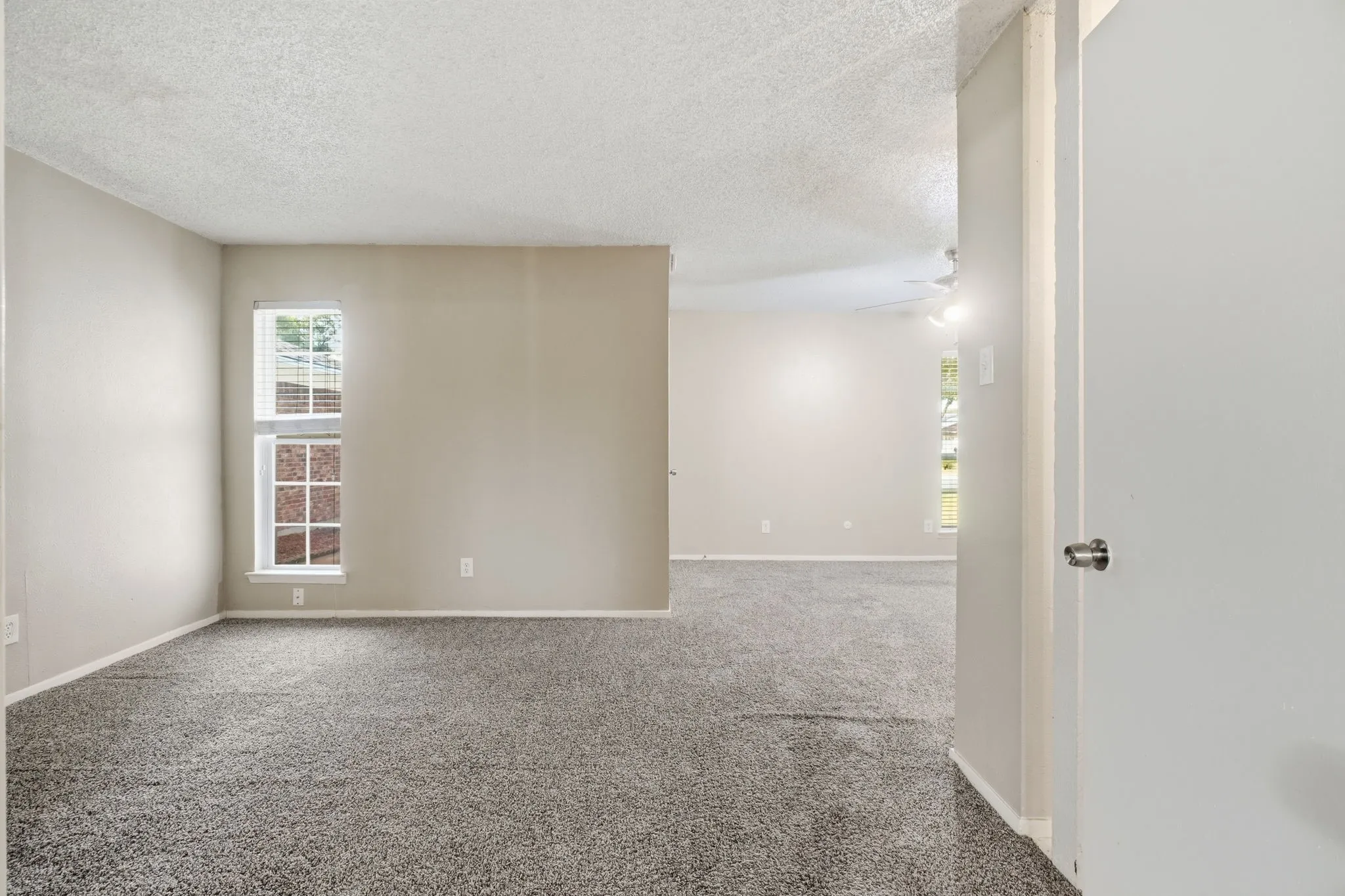 Single Family Residence For Sale in Dallas County , 705 Via Avenida, Mesquite, Texas 75150, 3 Bedroom, 2 Bathroom, 2 Garage spaces, 1,884 Sqft, built in 1973, mls#21345817, Real Estate Agent in Mesquite, Homes For Sale in Dallas county, Homes For Sale in Mesquite, Realtor in Mesquite Texas, Real Estate Brokerage Independent Realty Texas, Luminita Cordes Realtor