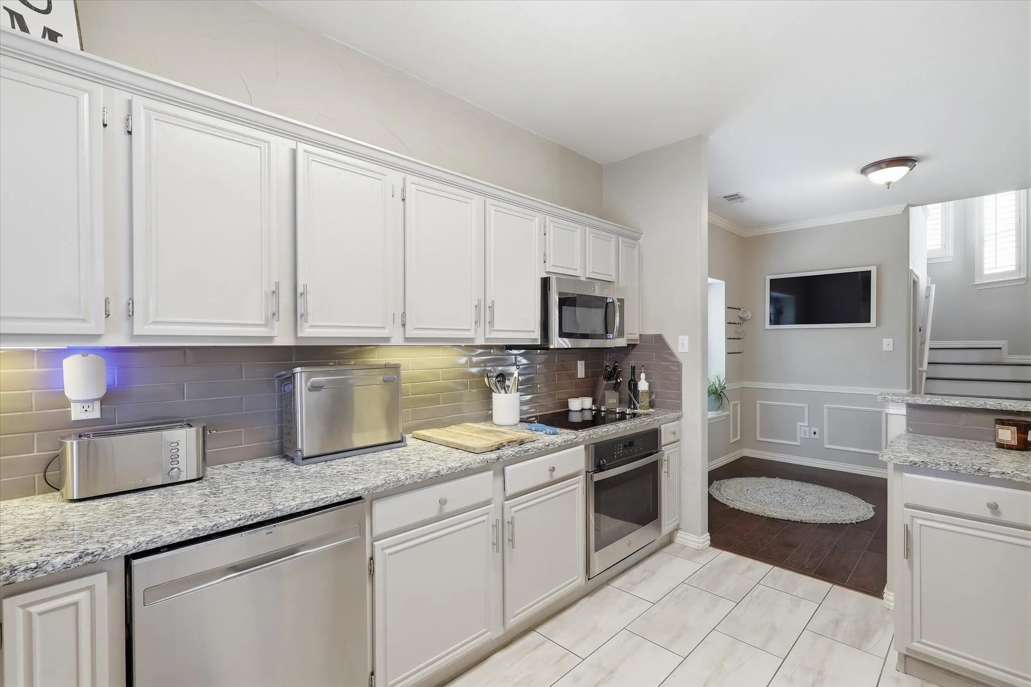 Single Family Residence For Sale in Collin County , 4055 Briarbend Road, Dallas, Texas 75287, 3 Bedroom, 3 Bathroom, 2 Garage spaces, 1,774 Sqft, built in 1995, mls#21348940, Real Estate Agent in Dallas, Homes For Sale in Collin county, Homes For Sale in Dallas, Realtor in Dallas Texas, Real Estate Brokerage Independent Realty Texas, Luminita Cordes Realtor