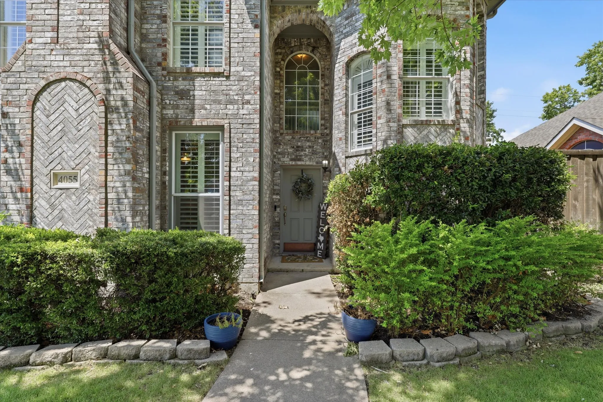 Single Family Residence For Sale in Collin County , 4055 Briarbend Road, Dallas, Texas 75287, 3 Bedroom, 3 Bathroom, 2 Garage spaces, 1,774 Sqft, built in 1995, mls#21348940, Real Estate Agent in Dallas, Homes For Sale in Collin county, Homes For Sale in Dallas, Realtor in Dallas Texas, Real Estate Brokerage Independent Realty Texas, Luminita Cordes Realtor