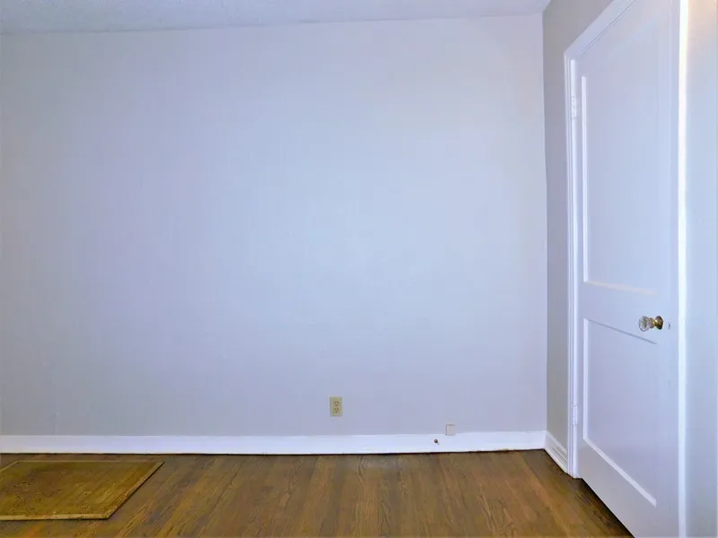 Duplex For Rent in Denton County , 1010 Denton Street, Denton, Texas 76201, 1 Bedroom, 1 Bathroom, Garage spaces, 615 Sqft, built in 1949, mls#21350372, Real Estate Agent in Denton, Homes For Rent in Denton county, Homes For Rent in Denton, Realtor in Denton Texas, Real Estate Brokerage Independent Realty Texas, Luminita Cordes Realtor