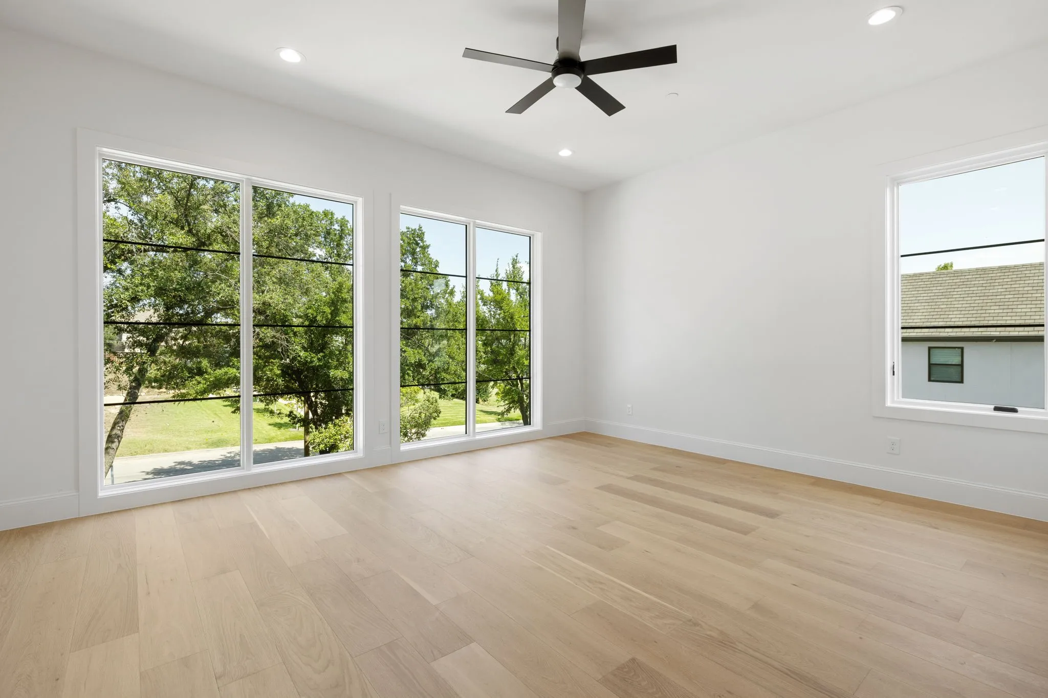 Single Family Residence For Sale in Dallas County , 9421 Thornberry Lane, Dallas, Texas 75220, 5 Bedroom, 7 Bathroom, 3 Garage spaces, 7,610 Sqft, built in 2026, mls#21350337, Real Estate Agent in Dallas, Homes For Sale in Dallas county, Homes For Sale in Dallas, Realtor in Dallas Texas, Real Estate Brokerage Independent Realty Texas, Luminita Cordes Realtor