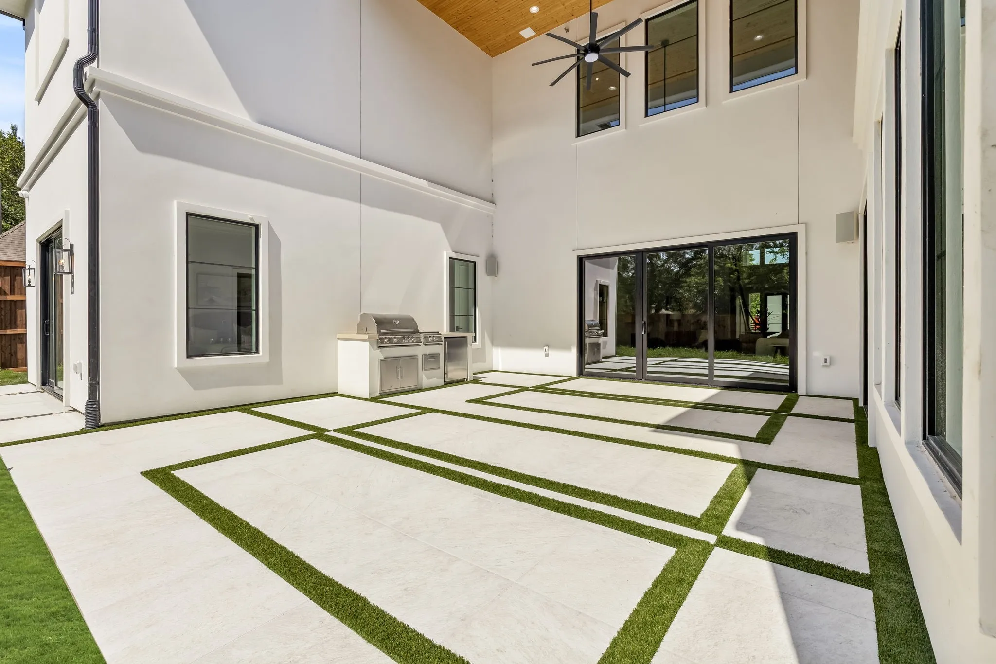 Single Family Residence For Sale in Dallas County , 9421 Thornberry Lane, Dallas, Texas 75220, 5 Bedroom, 7 Bathroom, 3 Garage spaces, 7,610 Sqft, built in 2026, mls#21350337, Real Estate Agent in Dallas, Homes For Sale in Dallas county, Homes For Sale in Dallas, Realtor in Dallas Texas, Real Estate Brokerage Independent Realty Texas, Luminita Cordes Realtor