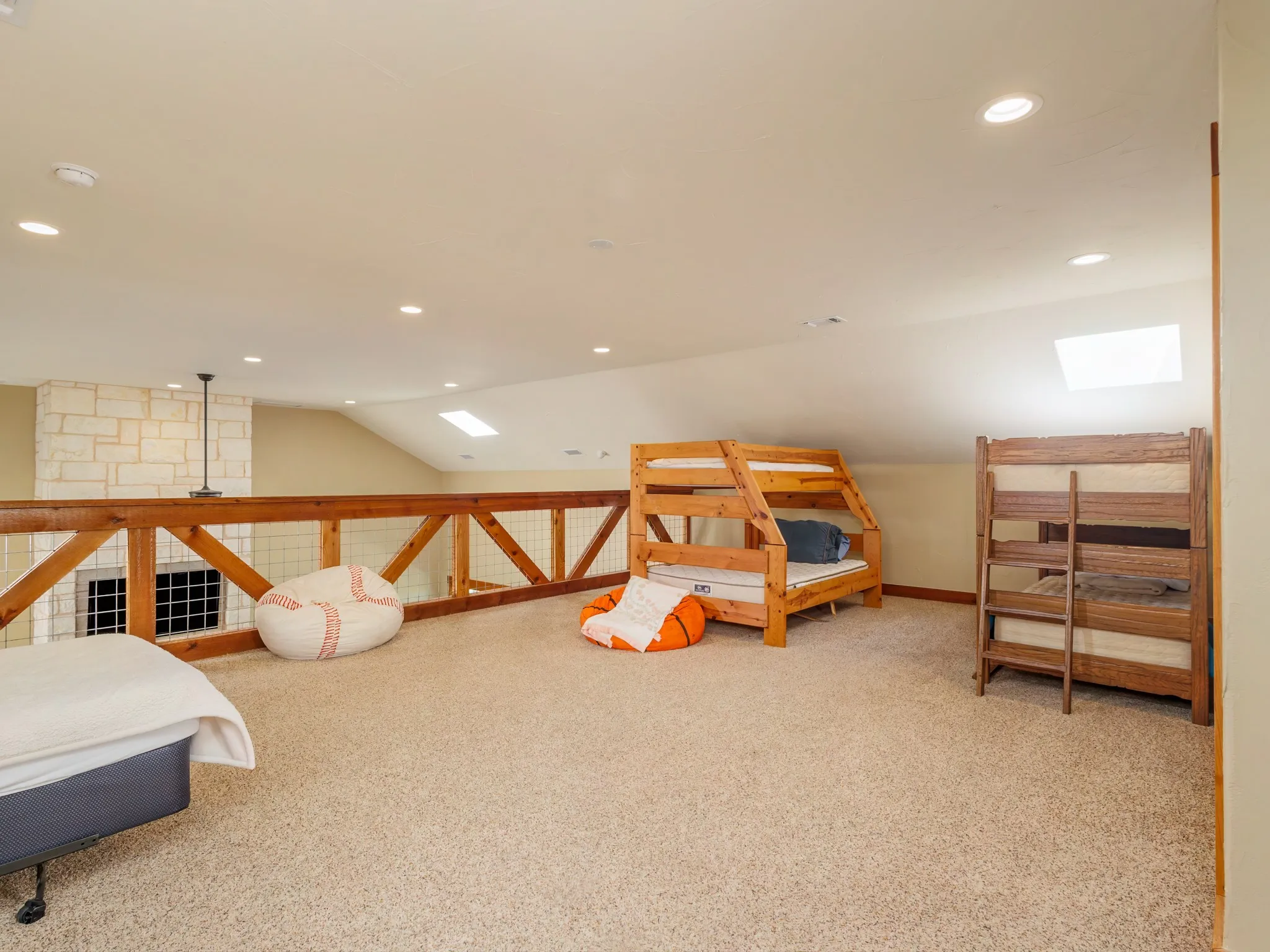 Upstairs loft bedroom