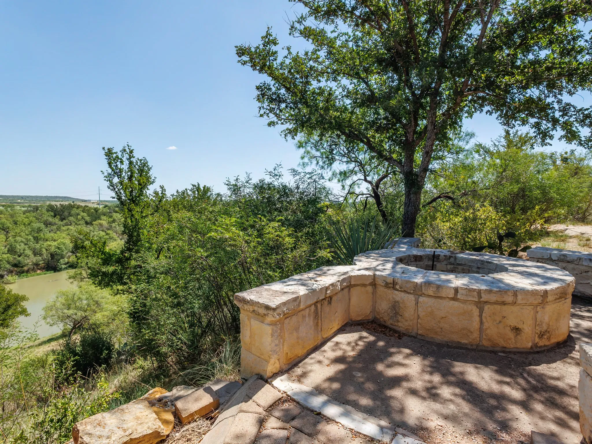 Firepit over looks the Colorado River