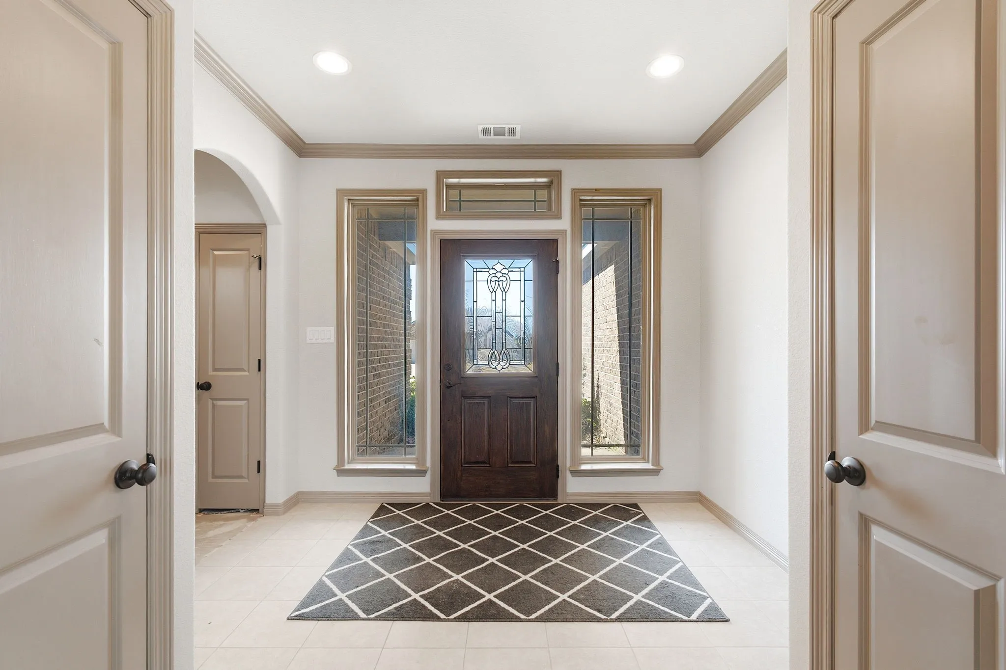 Single Family Residence For Sale in Denton County , 4916 Lakepark Drive, Sanger, Texas 76266, 3 Bedroom, 2 Bathroom, 2 Garage spaces, 1,896 Sqft, built in 2015, mls#21350398, Real Estate Agent in Sanger, Homes For Sale in Denton county, Homes For Sale in Sanger, Realtor in Sanger Texas, Real Estate Brokerage Independent Realty Texas, Luminita Cordes Realtor