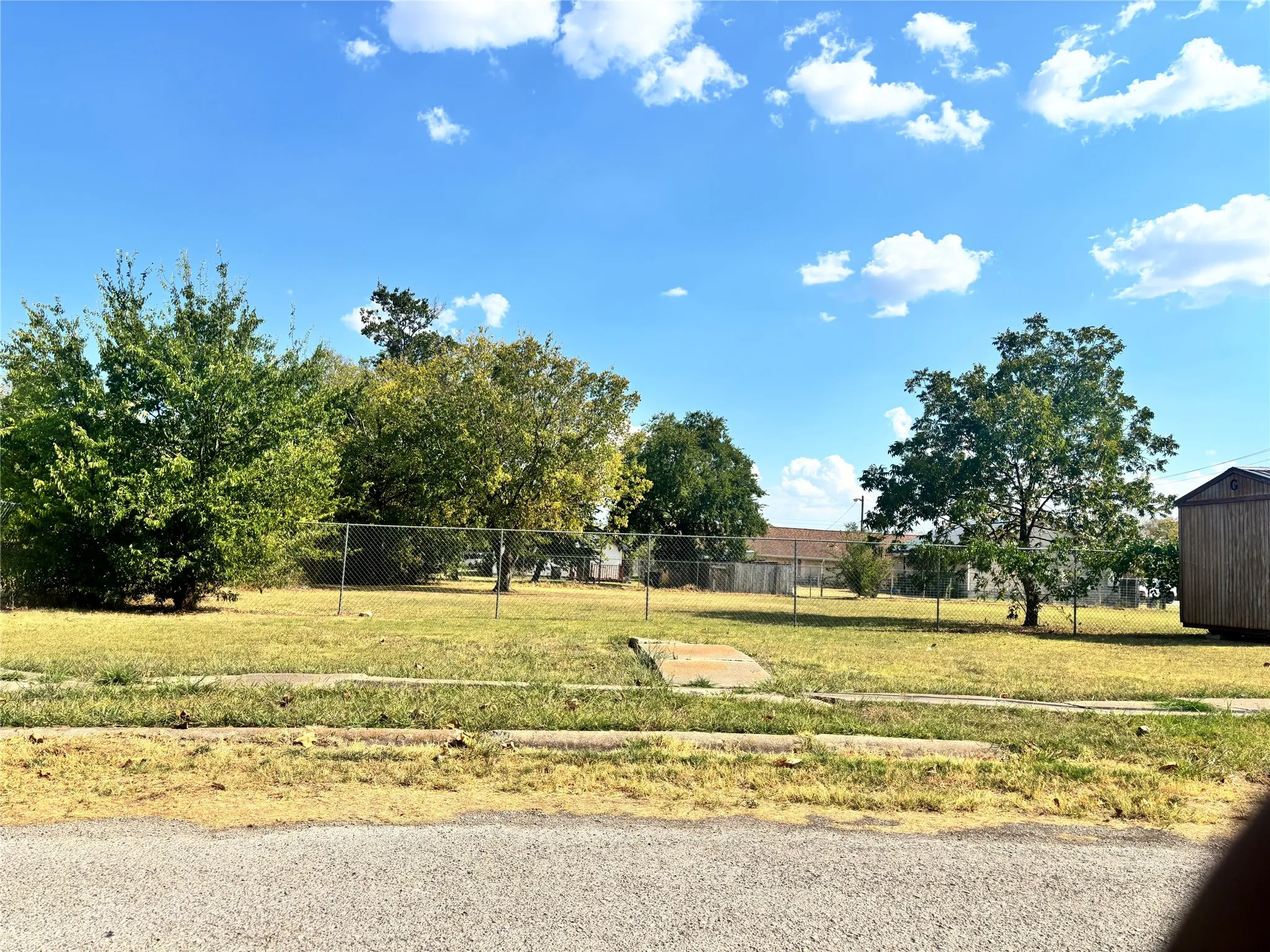 Unimproved Land For Sale in Navarro County , 1605 E 9th Avenue, Corsicana, Texas 75110, 0, 0, Garage spaces, 0 Sqft, built in 0, mls#21350275, Real Estate Agent in Corsicana, Homes For Sale in Navarro county, Homes For Sale in Corsicana, Realtor in Corsicana Texas, Real Estate Brokerage Independent Realty Texas, Luminita Cordes Realtor