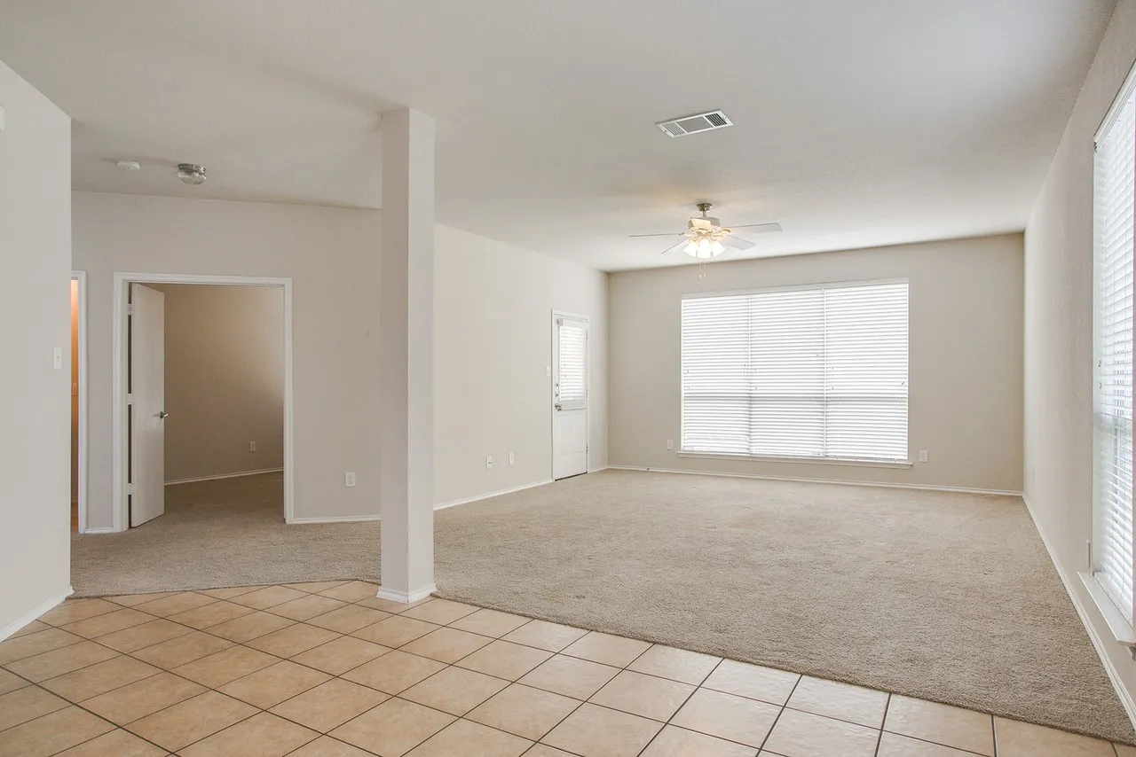 Single Family Residence For Rent in Tarrant County , 5824 Melanie Court, Fort Worth, Texas 76131, 4 Bedrooms, 3 Bathrooms, 2 Garage spaces, 2,459 Sqft, built in 2006, Price $2,350, mls#21350399, Real Estate Agent in Fort Worth, Homes For Rent in Tarrant county, Homes For Rent in Fort Worth, Realtor in Fort Worth Texas, Real Estate Brokerage Independent Realty Texas, Luminita Cordes Realtor