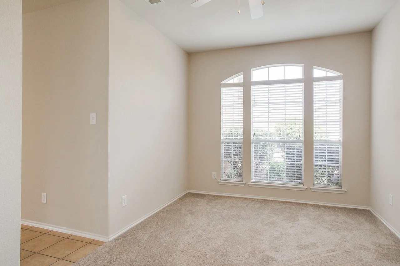 Single Family Residence For Rent in Tarrant County , 5824 Melanie Court, Fort Worth, Texas 76131, 4 Bedrooms, 3 Bathrooms, 2 Garage spaces, 2,459 Sqft, built in 2006, Price $2,350, mls#21350399, Real Estate Agent in Fort Worth, Homes For Rent in Tarrant county, Homes For Rent in Fort Worth, Realtor in Fort Worth Texas, Real Estate Brokerage Independent Realty Texas, Luminita Cordes Realtor