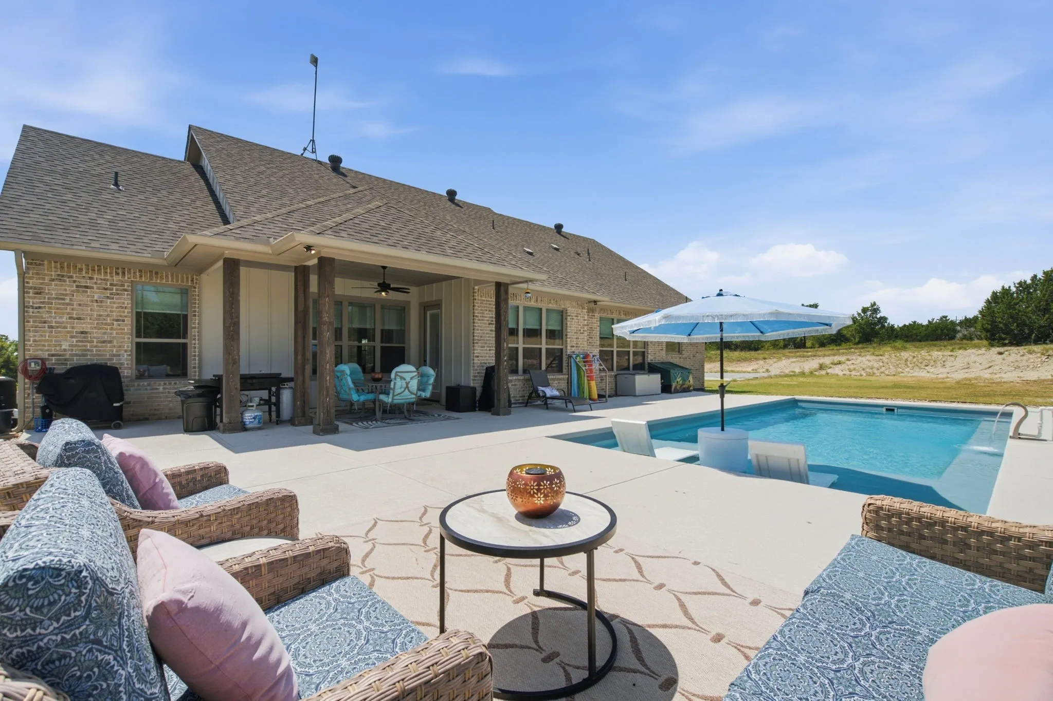 Single Family Residence For Sale in Parker County , 104 Grant Alan, Weatherford, Texas 76082, 4 Bedroom, 4 Bathroom, 3 Garage spaces, 2,300 Sqft, built in 2024, mls#21348846, Real Estate Agent in Weatherford, Homes For Sale in Parker county, Homes For Sale in Weatherford, Realtor in Weatherford Texas, Real Estate Brokerage Independent Realty Texas, Luminita Cordes Realtor
