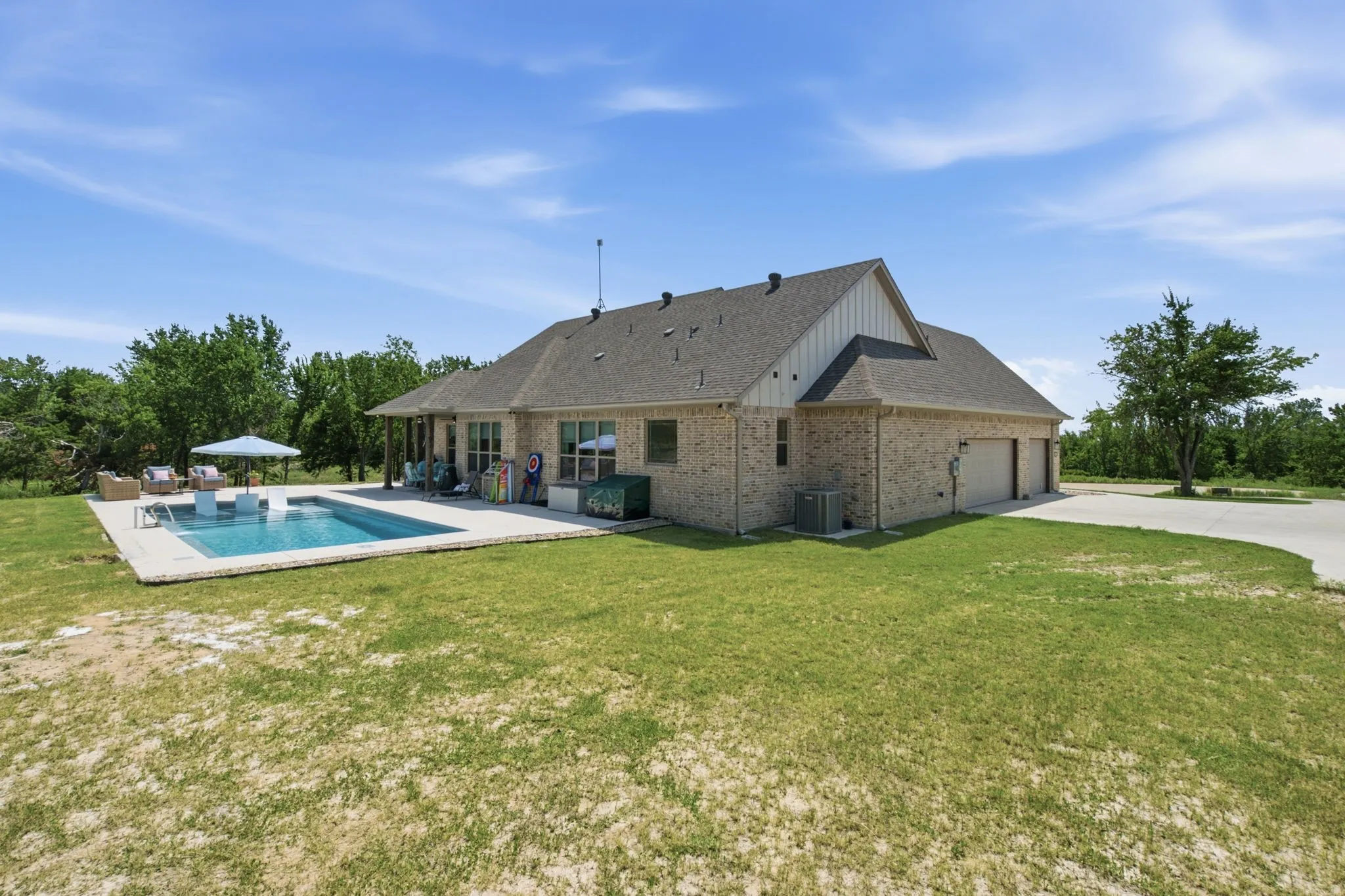 Single Family Residence For Sale in Parker County , 104 Grant Alan, Weatherford, Texas 76082, 4 Bedroom, 4 Bathroom, 3 Garage spaces, 2,300 Sqft, built in 2024, mls#21348846, Real Estate Agent in Weatherford, Homes For Sale in Parker county, Homes For Sale in Weatherford, Realtor in Weatherford Texas, Real Estate Brokerage Independent Realty Texas, Luminita Cordes Realtor
