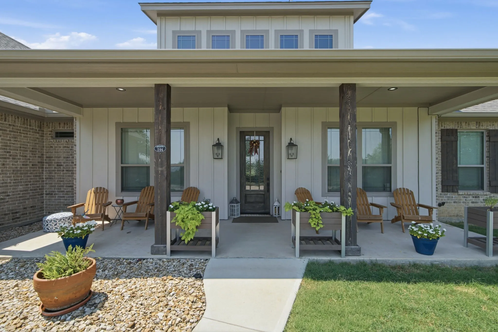 Single Family Residence For Sale in Parker County , 104 Grant Alan, Weatherford, Texas 76082, 4 Bedroom, 4 Bathroom, 3 Garage spaces, 2,300 Sqft, built in 2024, mls#21348846, Real Estate Agent in Weatherford, Homes For Sale in Parker county, Homes For Sale in Weatherford, Realtor in Weatherford Texas, Real Estate Brokerage Independent Realty Texas, Luminita Cordes Realtor