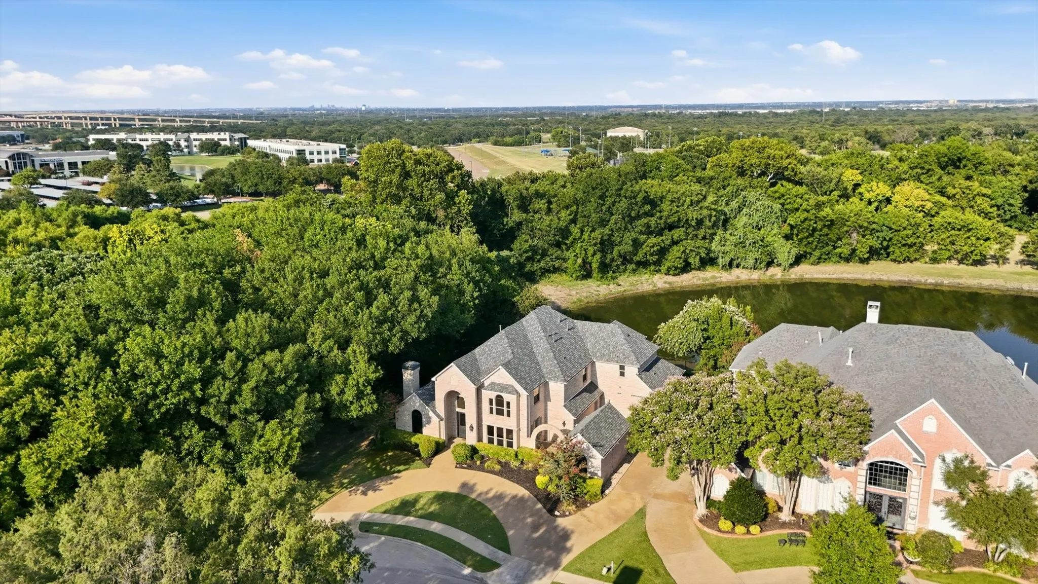 Single Family Residence For Sale in Dallas County , 728 Castle Creek Drive, Coppell, Texas 75019, 4 Bedroom, 4 Bathroom, 3 Garage spaces, 3,650 Sqft, built in 1995, mls#21342520, Real Estate Agent in Coppell, Homes For Sale in Dallas county, Homes For Sale in Coppell, Realtor in Coppell Texas, Real Estate Brokerage Independent Realty Texas, Luminita Cordes Realtor