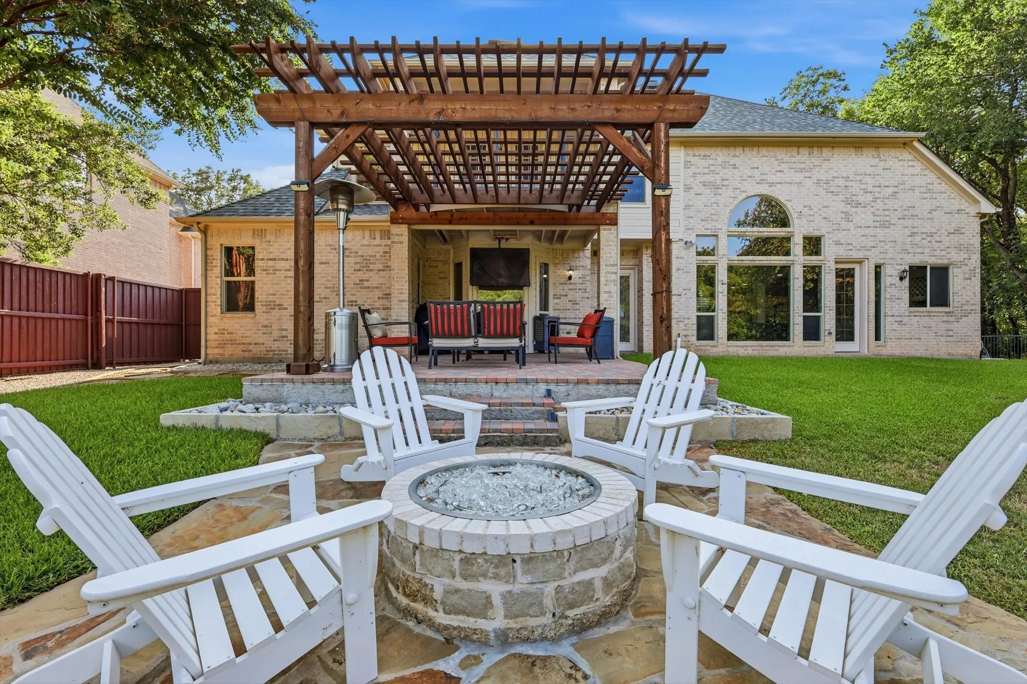 Single Family Residence For Sale in Dallas County , 728 Castle Creek Drive, Coppell, Texas 75019, 4 Bedroom, 4 Bathroom, 3 Garage spaces, 3,650 Sqft, built in 1995, mls#21342520, Real Estate Agent in Coppell, Homes For Sale in Dallas county, Homes For Sale in Coppell, Realtor in Coppell Texas, Real Estate Brokerage Independent Realty Texas, Luminita Cordes Realtor
