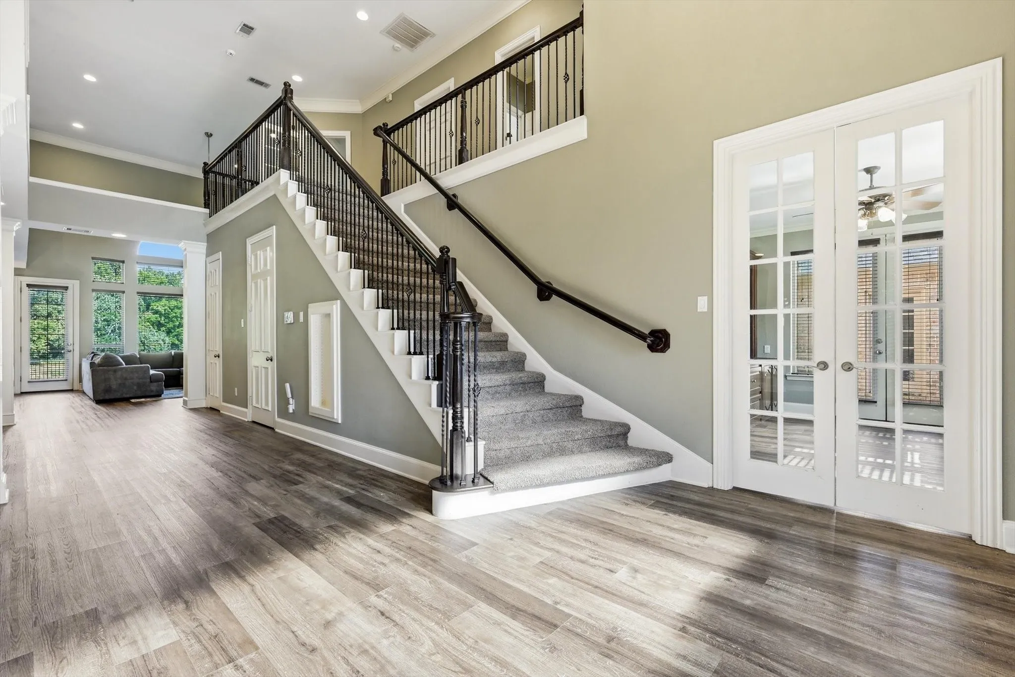 Single Family Residence For Sale in Dallas County , 728 Castle Creek Drive, Coppell, Texas 75019, 4 Bedroom, 4 Bathroom, 3 Garage spaces, 3,650 Sqft, built in 1995, mls#21342520, Real Estate Agent in Coppell, Homes For Sale in Dallas county, Homes For Sale in Coppell, Realtor in Coppell Texas, Real Estate Brokerage Independent Realty Texas, Luminita Cordes Realtor