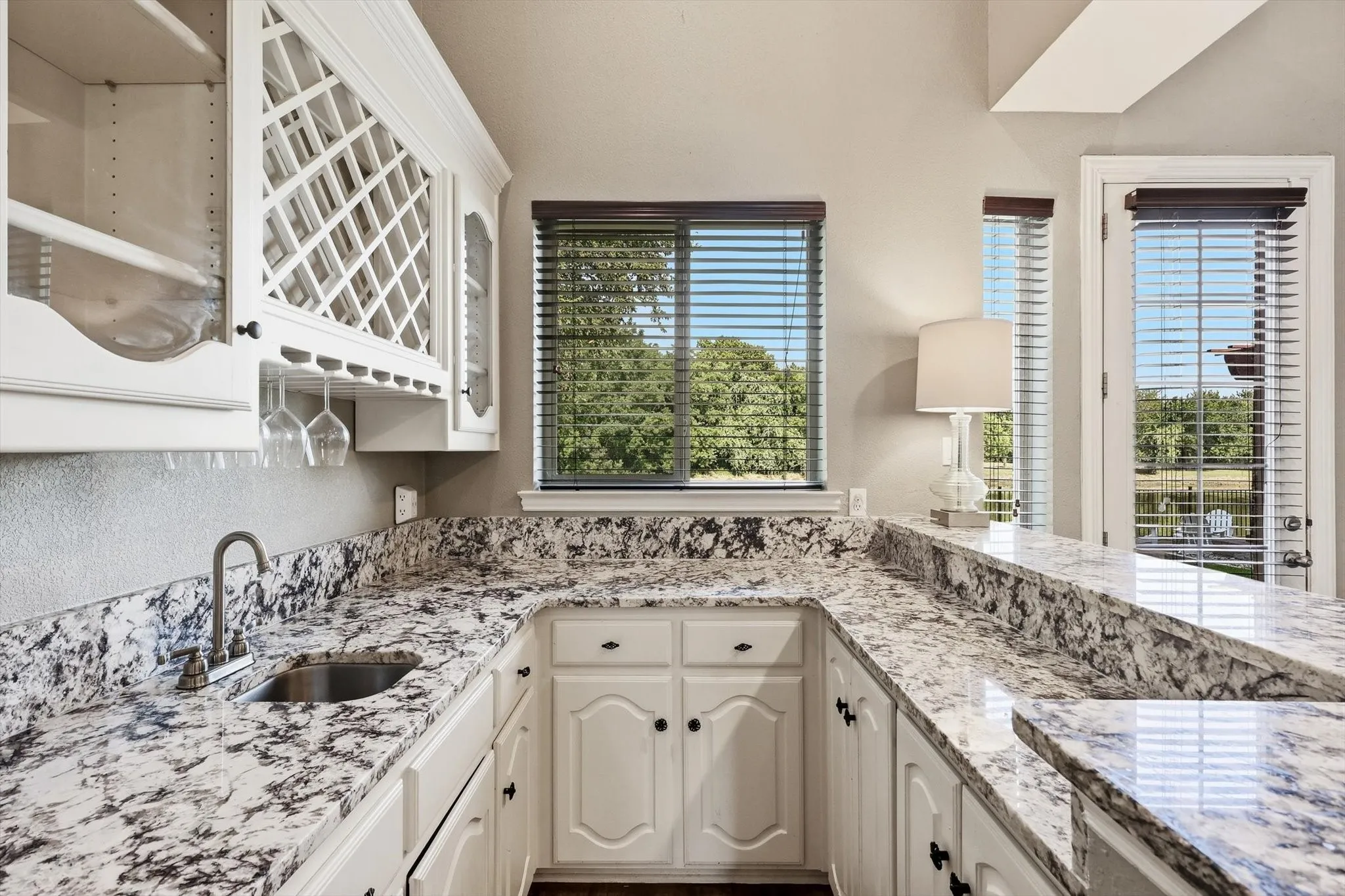 Single Family Residence For Sale in Dallas County , 728 Castle Creek Drive, Coppell, Texas 75019, 4 Bedroom, 4 Bathroom, 3 Garage spaces, 3,650 Sqft, built in 1995, mls#21342520, Real Estate Agent in Coppell, Homes For Sale in Dallas county, Homes For Sale in Coppell, Realtor in Coppell Texas, Real Estate Brokerage Independent Realty Texas, Luminita Cordes Realtor
