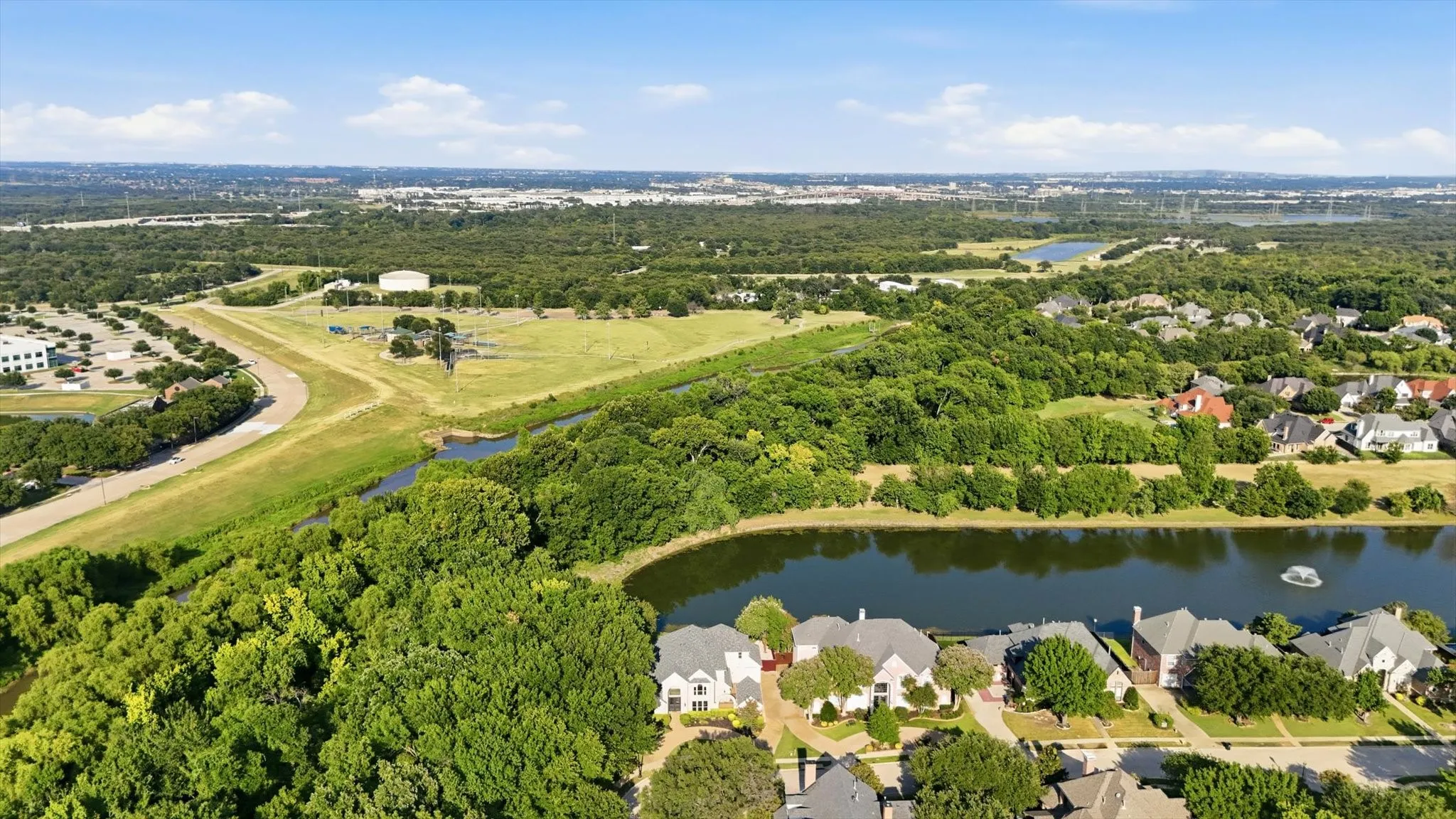 Single Family Residence For Sale in Dallas County , 728 Castle Creek Drive, Coppell, Texas 75019, 4 Bedroom, 4 Bathroom, 3 Garage spaces, 3,650 Sqft, built in 1995, mls#21342520, Real Estate Agent in Coppell, Homes For Sale in Dallas county, Homes For Sale in Coppell, Realtor in Coppell Texas, Real Estate Brokerage Independent Realty Texas, Luminita Cordes Realtor