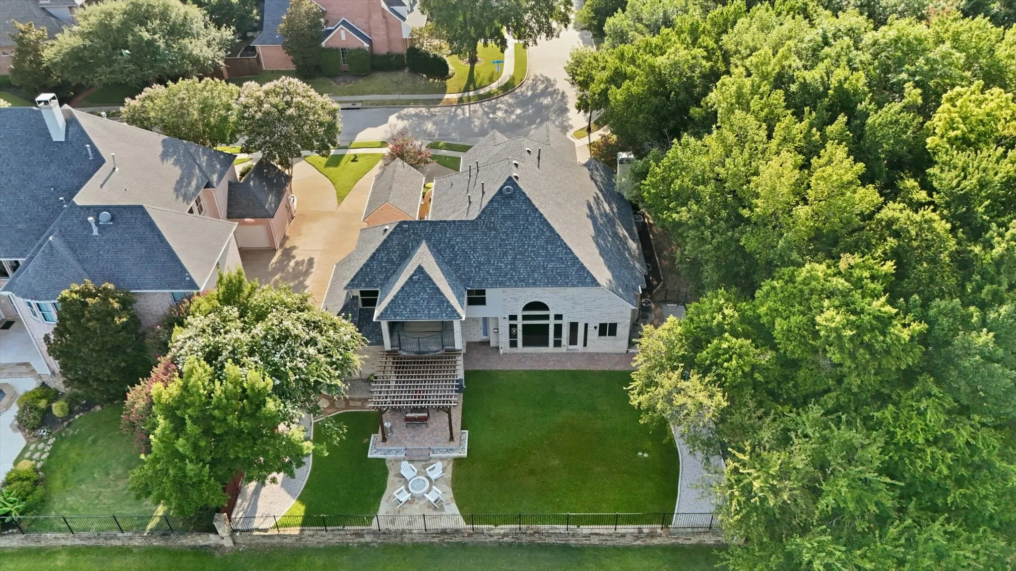 Single Family Residence For Sale in Dallas County , 728 Castle Creek Drive, Coppell, Texas 75019, 4 Bedroom, 4 Bathroom, 3 Garage spaces, 3,650 Sqft, built in 1995, mls#21342520, Real Estate Agent in Coppell, Homes For Sale in Dallas county, Homes For Sale in Coppell, Realtor in Coppell Texas, Real Estate Brokerage Independent Realty Texas, Luminita Cordes Realtor