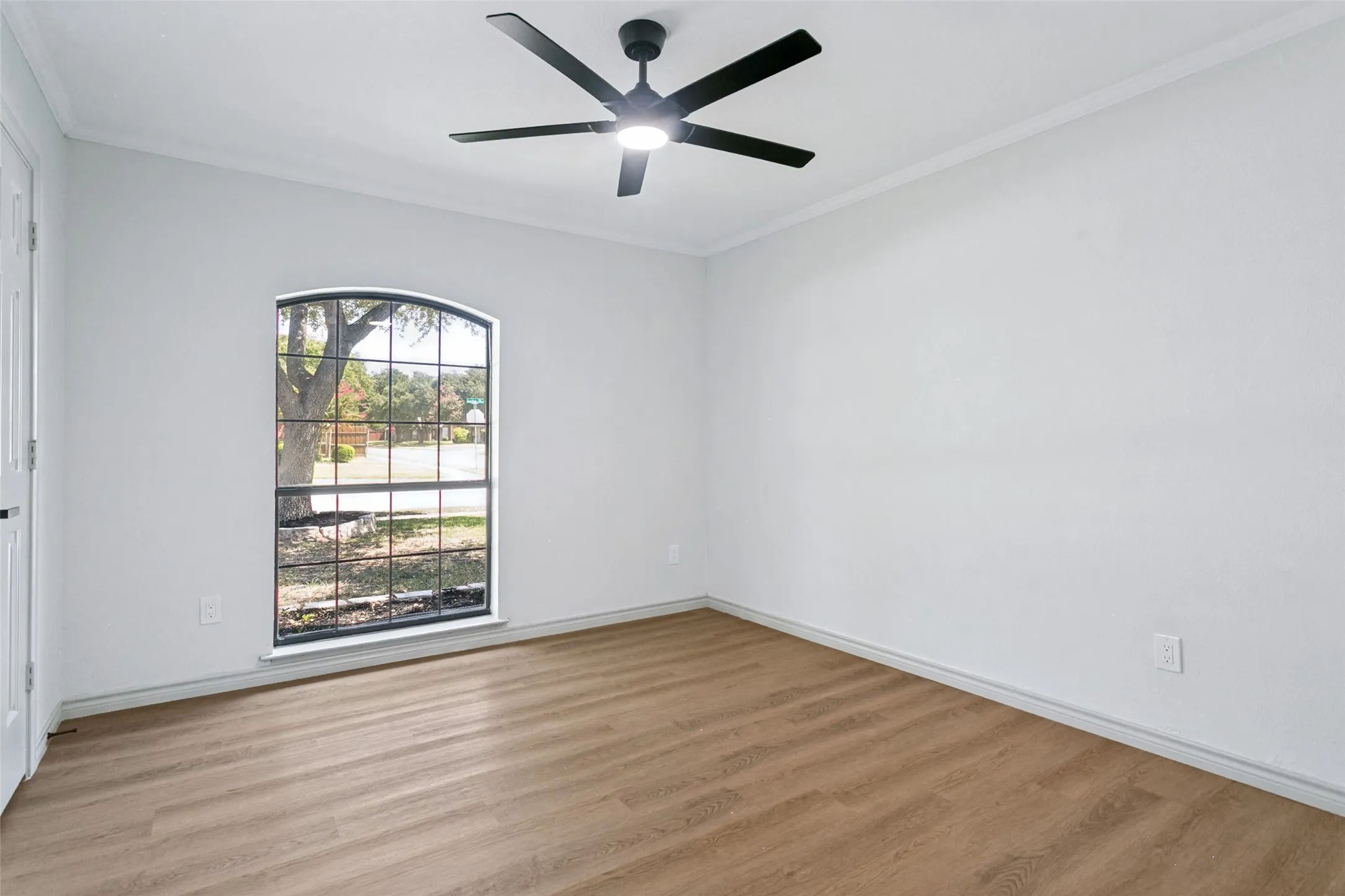 Single Family Residence For Sale in Collin County , 3300 Anchor Drive, Plano, Texas 75023, 4 Bedroom, 2 Bathroom, 2 Garage spaces, 2,209 Sqft, built in 1986, mls#21350241, Real Estate Agent in Plano, Homes For Sale in Collin county, Homes For Sale in Plano, Realtor in Plano Texas, Real Estate Brokerage Independent Realty Texas, Luminita Cordes Realtor