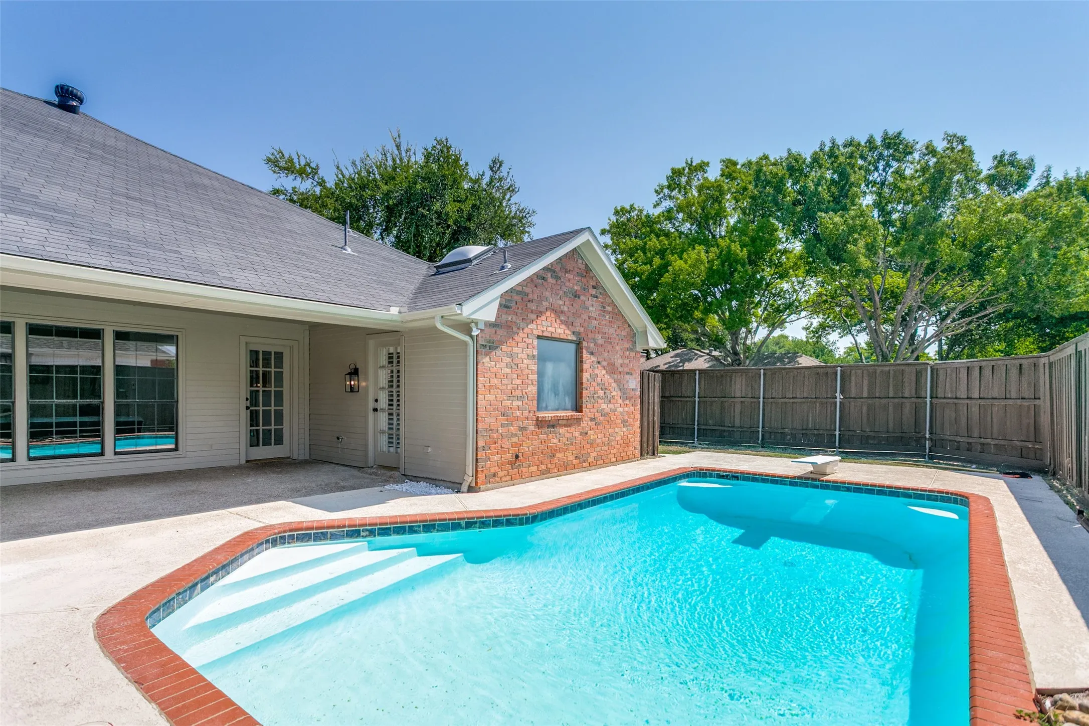 Single Family Residence For Sale in Collin County , 3300 Anchor Drive, Plano, Texas 75023, 4 Bedroom, 2 Bathroom, 2 Garage spaces, 2,209 Sqft, built in 1986, mls#21350241, Real Estate Agent in Plano, Homes For Sale in Collin county, Homes For Sale in Plano, Realtor in Plano Texas, Real Estate Brokerage Independent Realty Texas, Luminita Cordes Realtor
