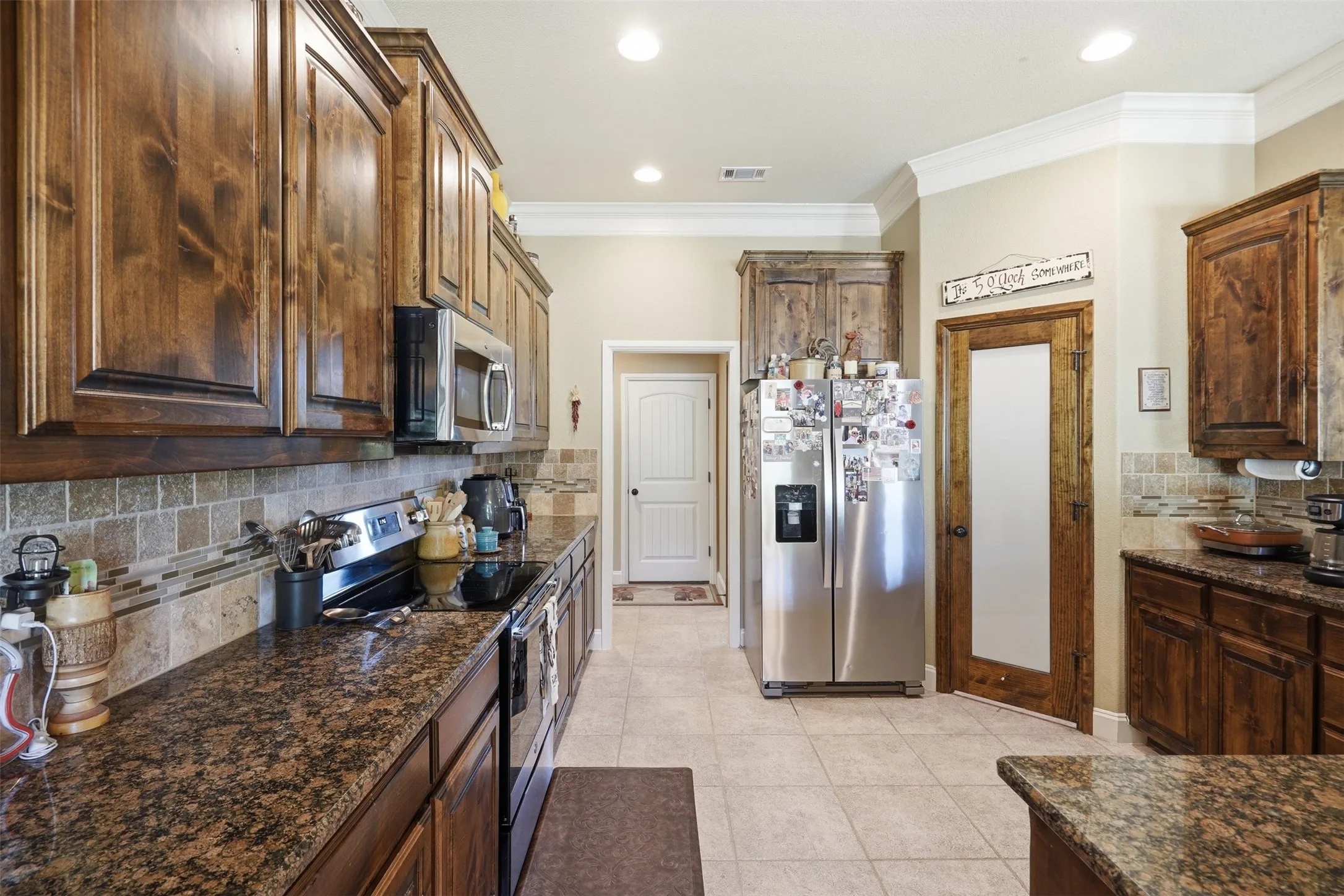 Single Family Residence For Sale in Parker County , 3518 Old Mineral Wells Highway, Weatherford, Texas 76088, 3 Bedrooms, 3 Bathrooms, 2 Garage spaces, 2,556 Sqft, built in 2018, Price $649,900, mls#21350093, Real Estate Agent in Weatherford, Homes For Sale in Parker county, Homes For Sale in Weatherford, Realtor in Weatherford Texas, Real Estate Brokerage Independent Realty Texas, Luminita Cordes Realtor