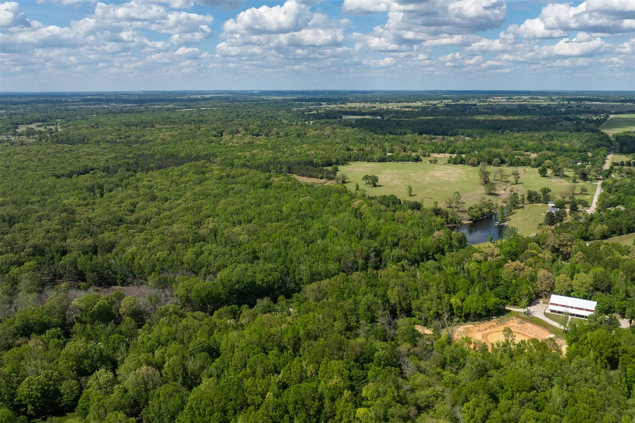 Farm For Sale in Van Zandt County , 3672 E FM 1861, Athens, Texas 75752, 4 Bedroom, 2 Bathroom, 2 Garage spaces, 2,809 Sqft, built in 1979, Price $950,000, mls#21350420, Real Estate Agent in Athens, Homes For Sale in Van Zandt county, Homes For Sale in Athens, Realtor in Athens Texas, Real Estate Brokerage Independent Realty Texas, Luminita Cordes Realtor