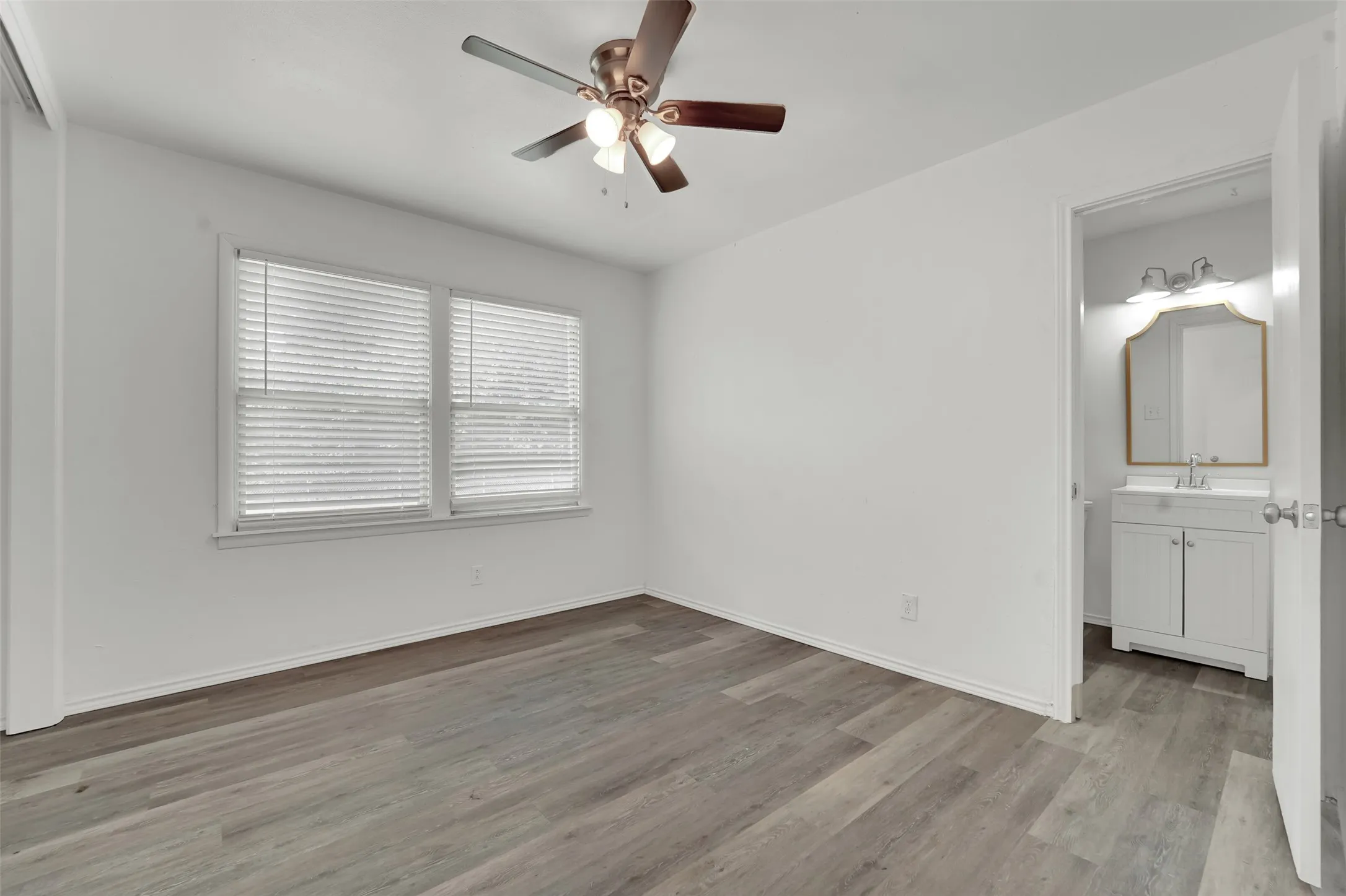 Single Family Residence For Rent in Dallas County , 2682 Wasina Drive, Farmers Branch, Texas 75234, 3 Bedroom, 2 Bathroom, 2 Garage spaces, 1,144 Sqft, built in 1955, mls#21350422, Real Estate Agent in Farmers Branch, Homes For Rent in Dallas county, Homes For Rent in Farmers Branch, Realtor in Farmers Branch Texas, Real Estate Brokerage Independent Realty Texas, Luminita Cordes Realtor