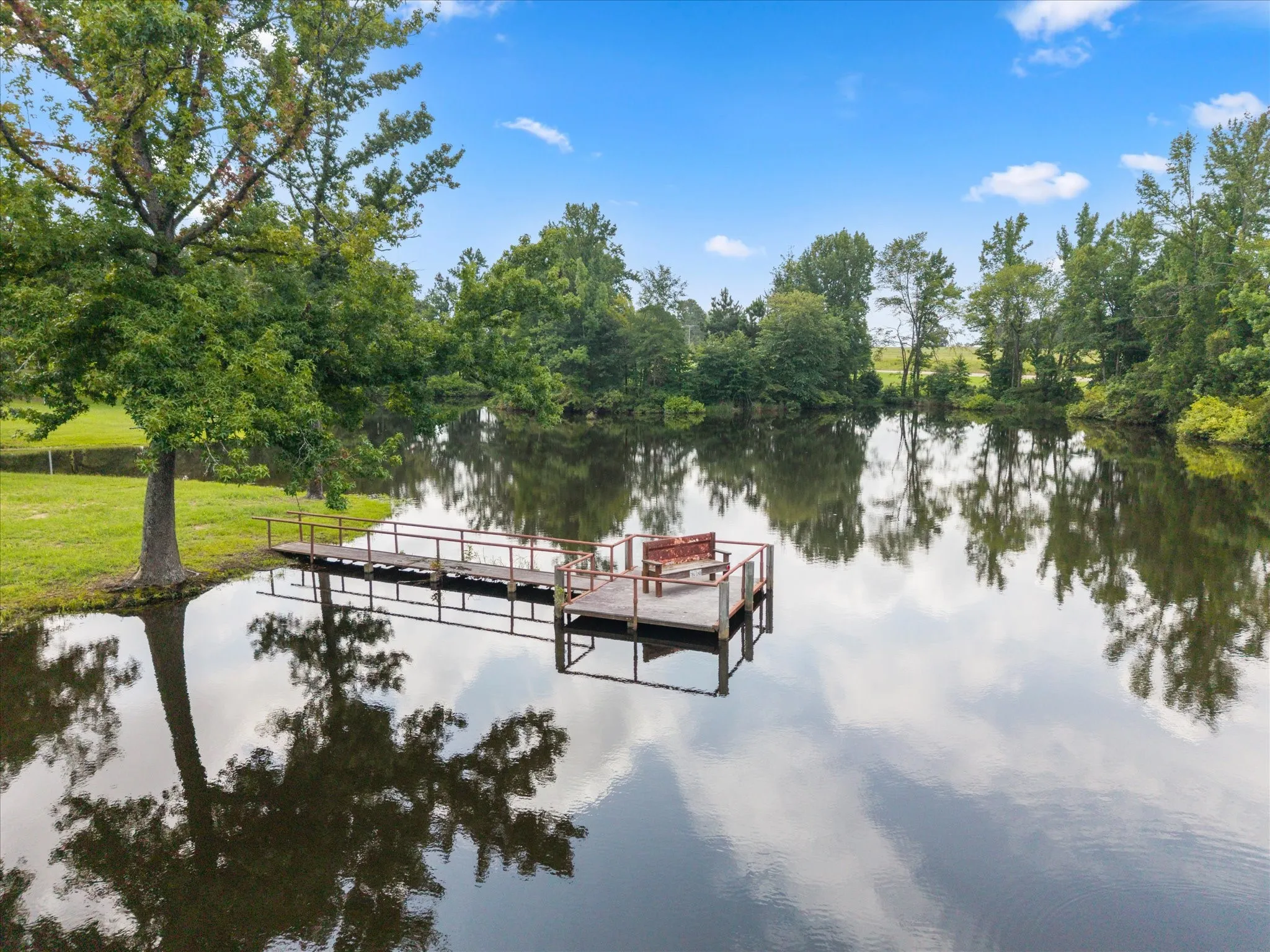Farm For Sale in Titus County , 7267 E Texas Highway 49 Highway, Mt Pleasant, Texas 75455, 4 Bedrooms, 2 Bathrooms, 3 Garage spaces, 3,427 Sqft, built in 2009, Price $1,479,900, mls#21349865, Real Estate Agent in Mt Pleasant, Homes For Sale in Titus county, Homes For Sale in Mt Pleasant, Realtor in Mt Pleasant Texas, Real Estate Brokerage Independent Realty Texas, Luminita Cordes Realtor