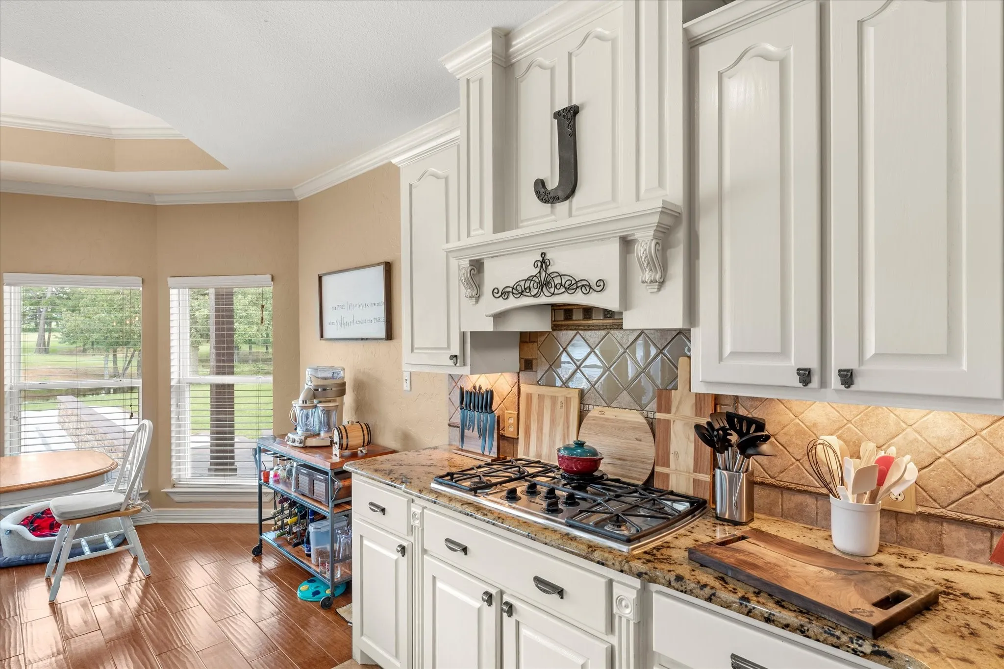 Farm For Sale in Titus County , 7267 E Texas Highway 49 Highway, Mt Pleasant, Texas 75455, 4 Bedrooms, 2 Bathrooms, 3 Garage spaces, 3,427 Sqft, built in 2009, Price $1,479,900, mls#21349865, Real Estate Agent in Mt Pleasant, Homes For Sale in Titus county, Homes For Sale in Mt Pleasant, Realtor in Mt Pleasant Texas, Real Estate Brokerage Independent Realty Texas, Luminita Cordes Realtor