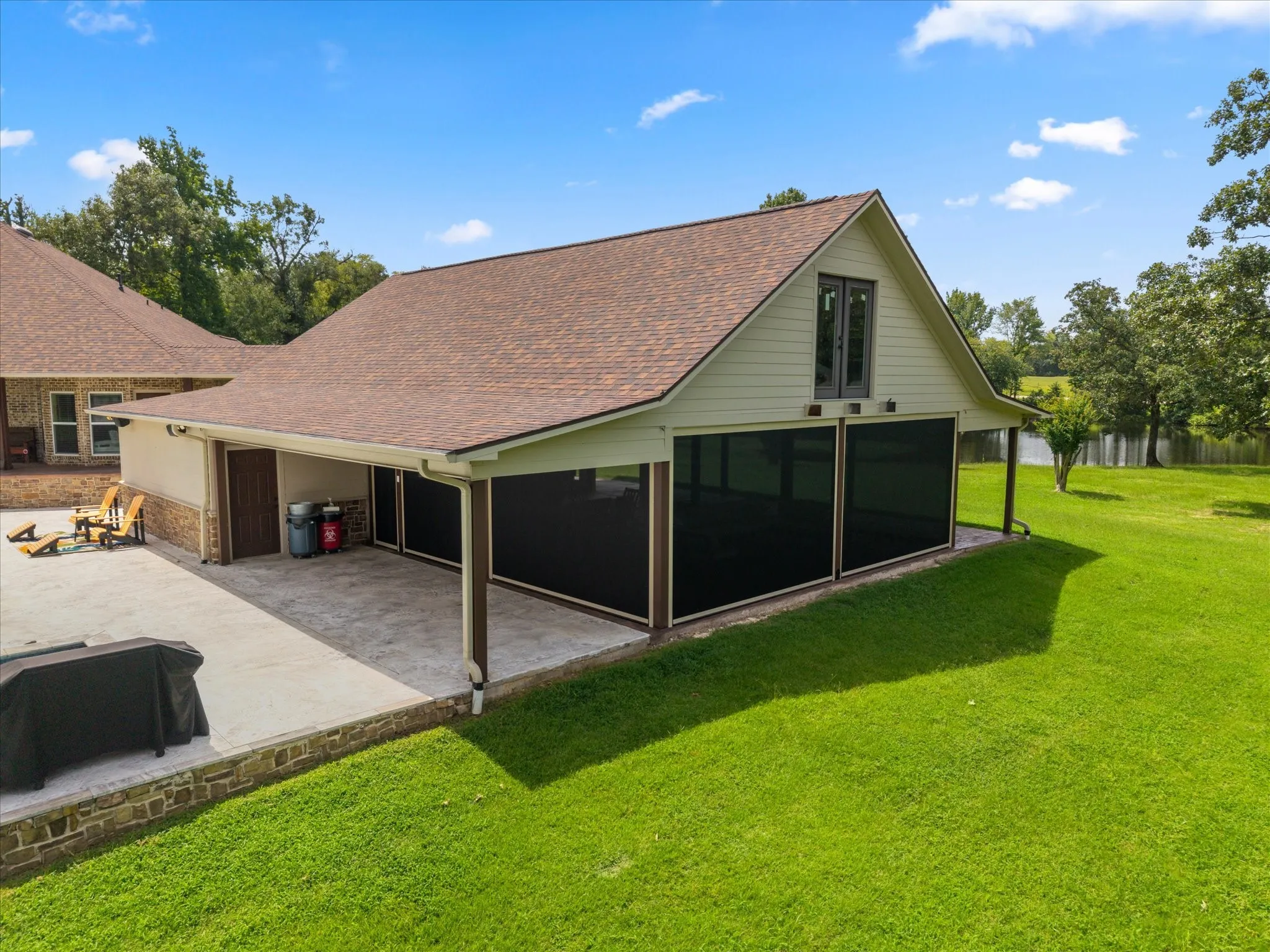 Farm For Sale in Titus County , 7267 E Texas Highway 49 Highway, Mt Pleasant, Texas 75455, 4 Bedrooms, 2 Bathrooms, 3 Garage spaces, 3,427 Sqft, built in 2009, Price $1,479,900, mls#21349865, Real Estate Agent in Mt Pleasant, Homes For Sale in Titus county, Homes For Sale in Mt Pleasant, Realtor in Mt Pleasant Texas, Real Estate Brokerage Independent Realty Texas, Luminita Cordes Realtor