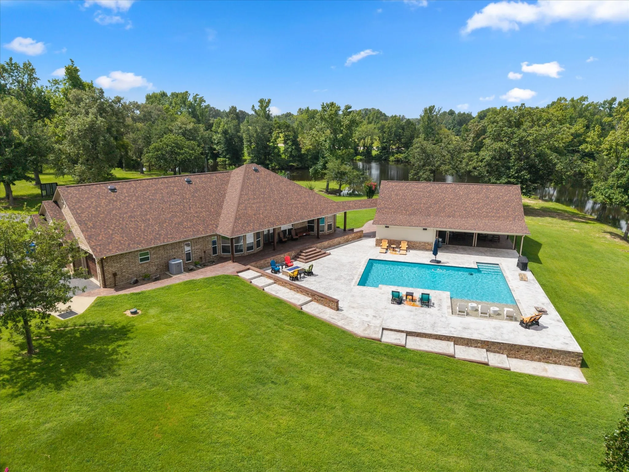 Farm For Sale in Titus County , 7267 E Texas Highway 49 Highway, Mt Pleasant, Texas 75455, 4 Bedrooms, 2 Bathrooms, 3 Garage spaces, 3,427 Sqft, built in 2009, Price $1,479,900, mls#21349865, Real Estate Agent in Mt Pleasant, Homes For Sale in Titus county, Homes For Sale in Mt Pleasant, Realtor in Mt Pleasant Texas, Real Estate Brokerage Independent Realty Texas, Luminita Cordes Realtor