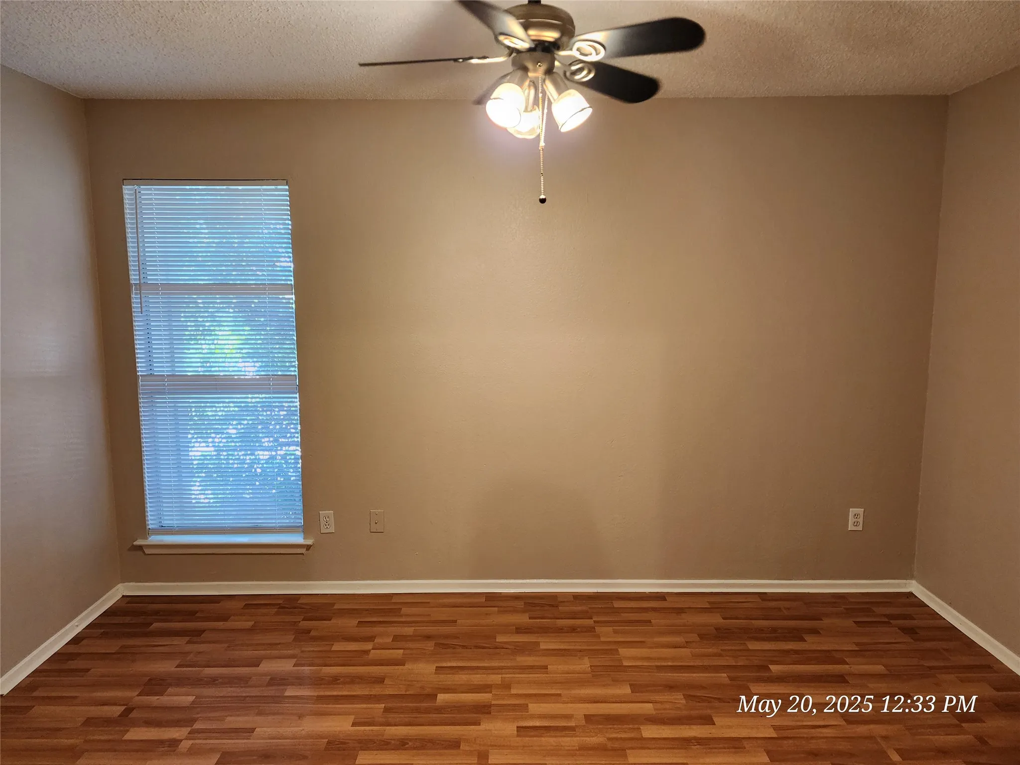 Quadruplex For Rent in Johnson County , 429 SW Thomas Street A, Burleson, Texas 76028, 2 Bedroom, 1 Bathroom, Garage spaces, 1,014 Sqft, built in 1983, mls#21321422, Real Estate Agent in Burleson, Homes For Rent in Johnson county, Homes For Rent in Burleson, Realtor in Burleson Texas, Real Estate Brokerage Independent Realty Texas, Luminita Cordes Realtor