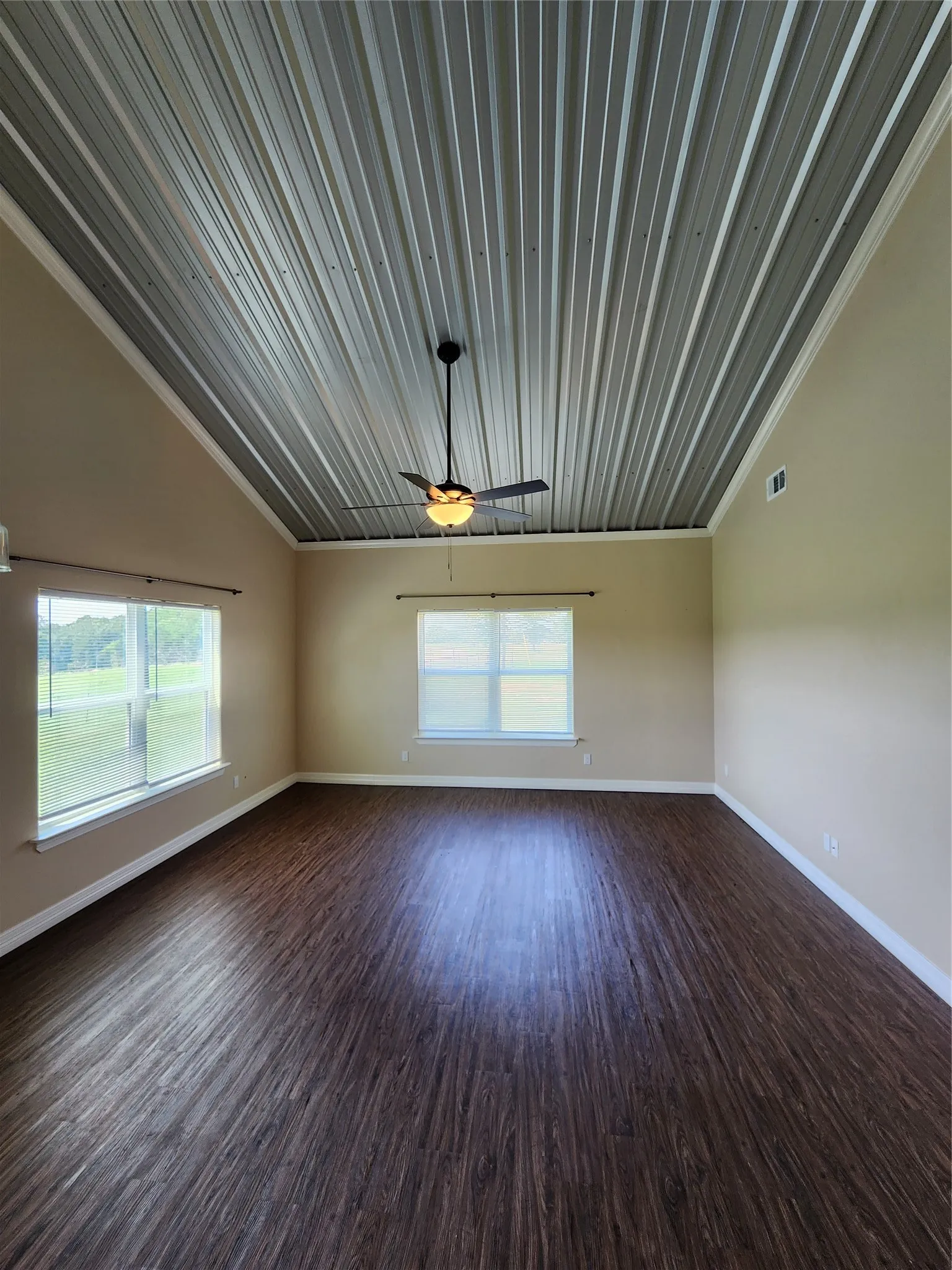 Single Family Residence For Rent in Cooke County , 20 County Road 175, Whitesboro, Texas 76273, 3 Bedroom, 2 Bathroom, Garage spaces, 1,575 Sqft, built in 2021, mls#21350438, Real Estate Agent in Whitesboro, Homes For Rent in Cooke county, Homes For Rent in Whitesboro, Realtor in Whitesboro Texas, Real Estate Brokerage Independent Realty Texas, Luminita Cordes Realtor