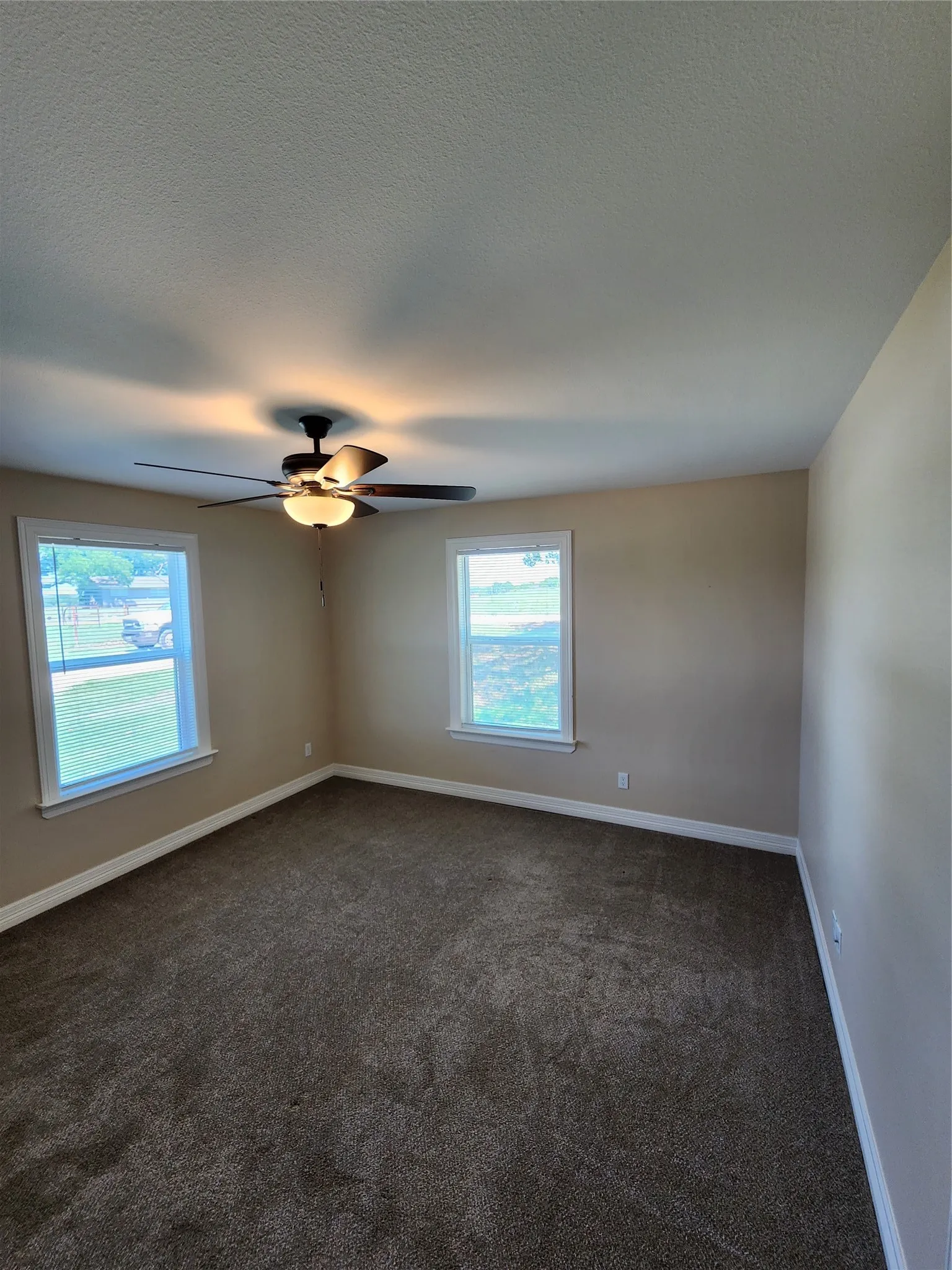 Single Family Residence For Rent in Cooke County , 20 County Road 175, Whitesboro, Texas 76273, 3 Bedroom, 2 Bathroom, Garage spaces, 1,575 Sqft, built in 2021, mls#21350438, Real Estate Agent in Whitesboro, Homes For Rent in Cooke county, Homes For Rent in Whitesboro, Realtor in Whitesboro Texas, Real Estate Brokerage Independent Realty Texas, Luminita Cordes Realtor