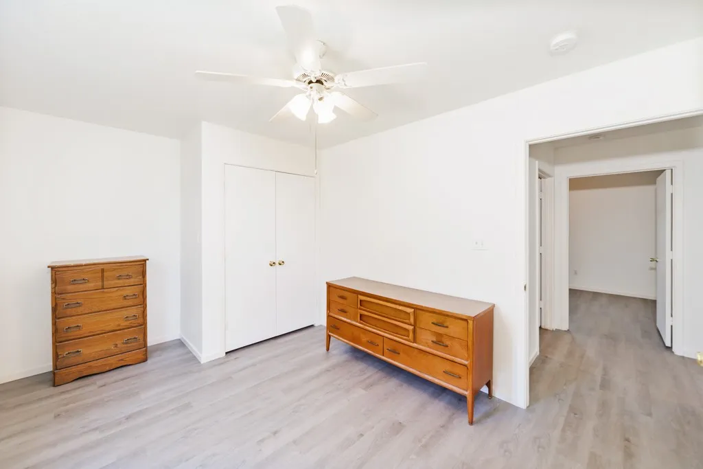 Single Family Residence For Sale in Montague County , 304 Missouri Street, Bowie, Texas 76230, 2 Bedroom, 1 Bathroom, Garage spaces, 1,024 Sqft, built in 2010, mls#21350449, Real Estate Agent in Bowie, Homes For Sale in Montague county, Homes For Sale in Bowie, Realtor in Bowie Texas, Real Estate Brokerage Independent Realty Texas, Luminita Cordes Realtor
