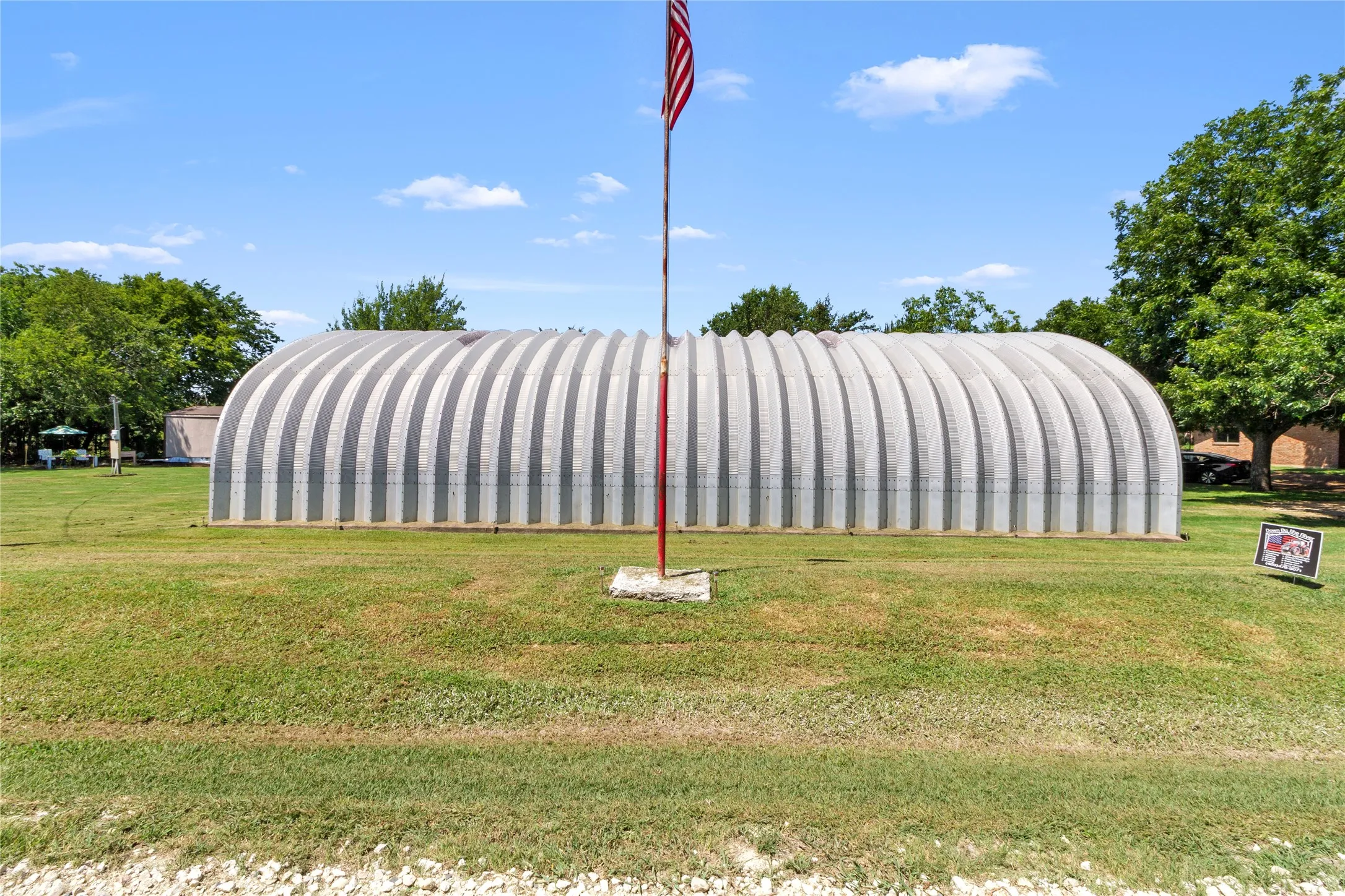 Single Family Residence For Sale in Navarro County , 7420 SW County Road 2030, Purdon, Texas 76679, 4 Bedroom, 2 Bathroom, 4 Garage spaces, 1,970 Sqft, built in 1967, mls#21350457, Real Estate Agent in Purdon, Homes For Sale in Navarro county, Homes For Sale in Purdon, Realtor in Purdon Texas, Real Estate Brokerage Independent Realty Texas, Luminita Cordes Realtor