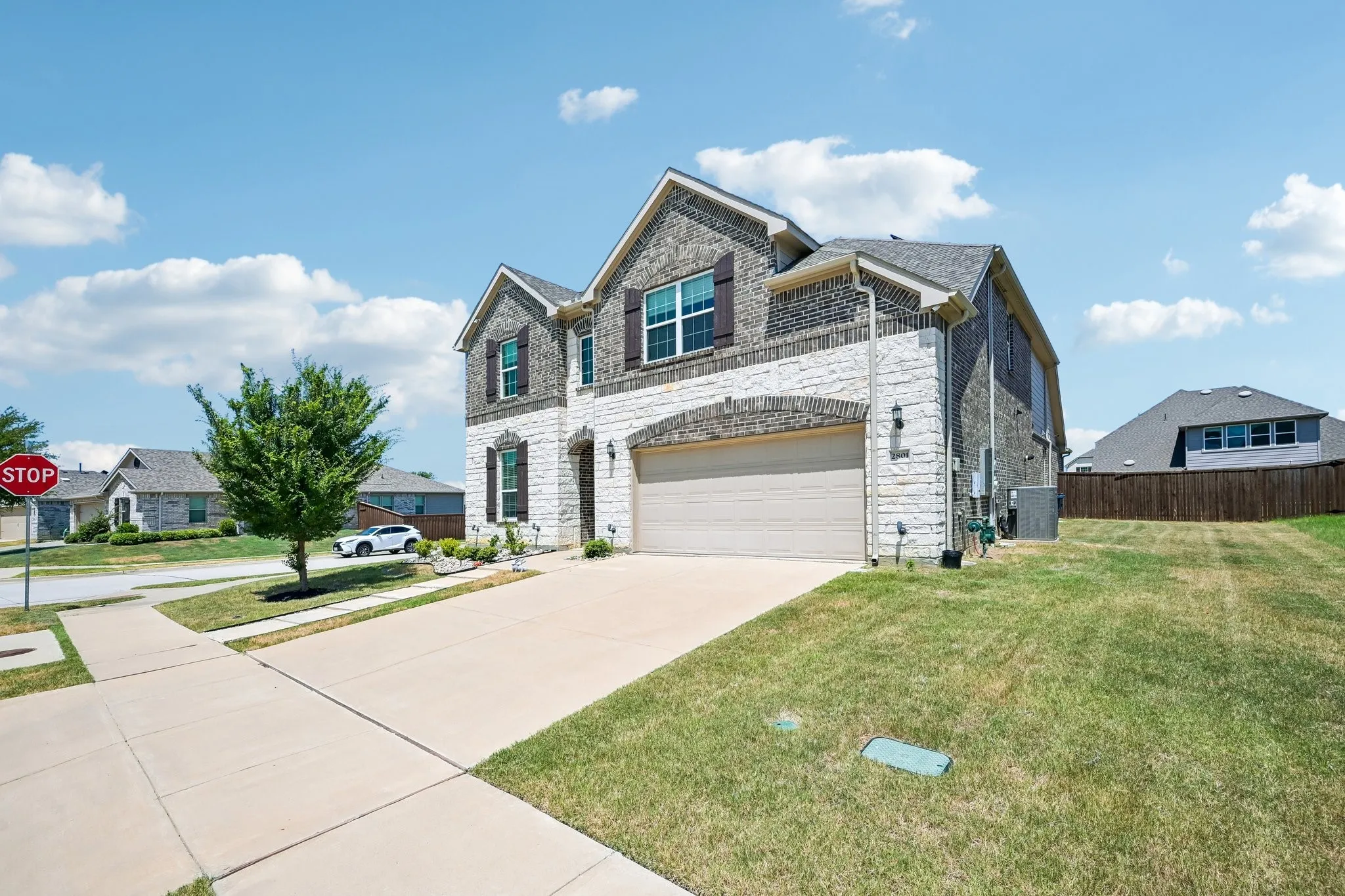 Single Family Residence For Sale in Denton County , 2801 RYDER Lane, Aubrey, Texas 76227, 4 Bedroom, 4 Bathroom, 2 Garage spaces, 3,653 Sqft, built in 2022, mls#21350411, Real Estate Agent in Aubrey, Homes For Sale in Denton county, Homes For Sale in Aubrey, Realtor in Aubrey Texas, Real Estate Brokerage Independent Realty Texas, Luminita Cordes Realtor