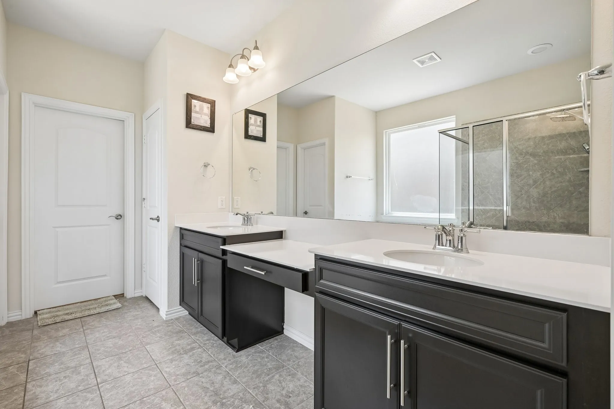 Single Family Residence For Sale in Denton County , 2801 RYDER Lane, Aubrey, Texas 76227, 4 Bedroom, 4 Bathroom, 2 Garage spaces, 3,653 Sqft, built in 2022, mls#21350411, Real Estate Agent in Aubrey, Homes For Sale in Denton county, Homes For Sale in Aubrey, Realtor in Aubrey Texas, Real Estate Brokerage Independent Realty Texas, Luminita Cordes Realtor